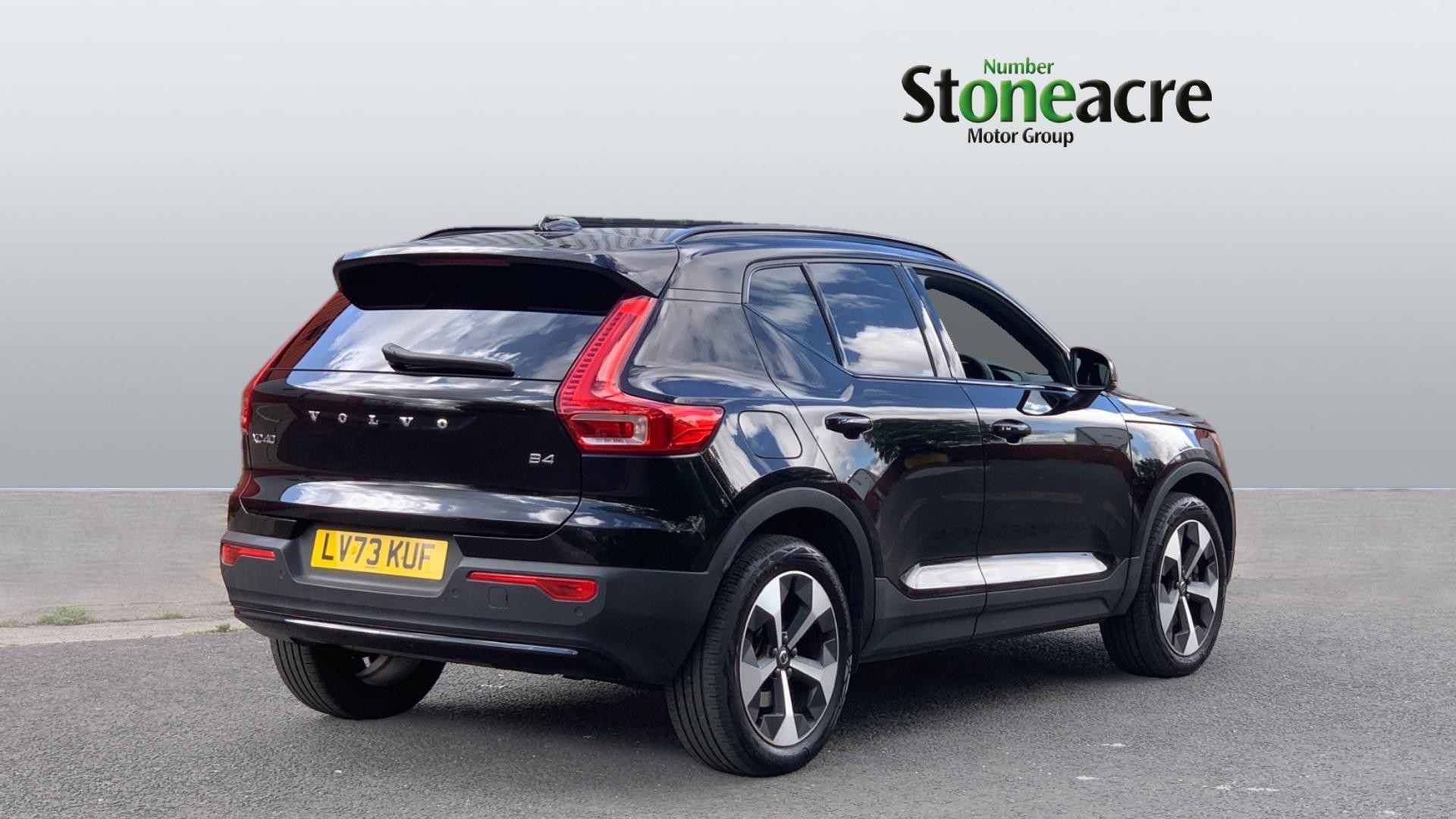 Volvo XC40 Image 2