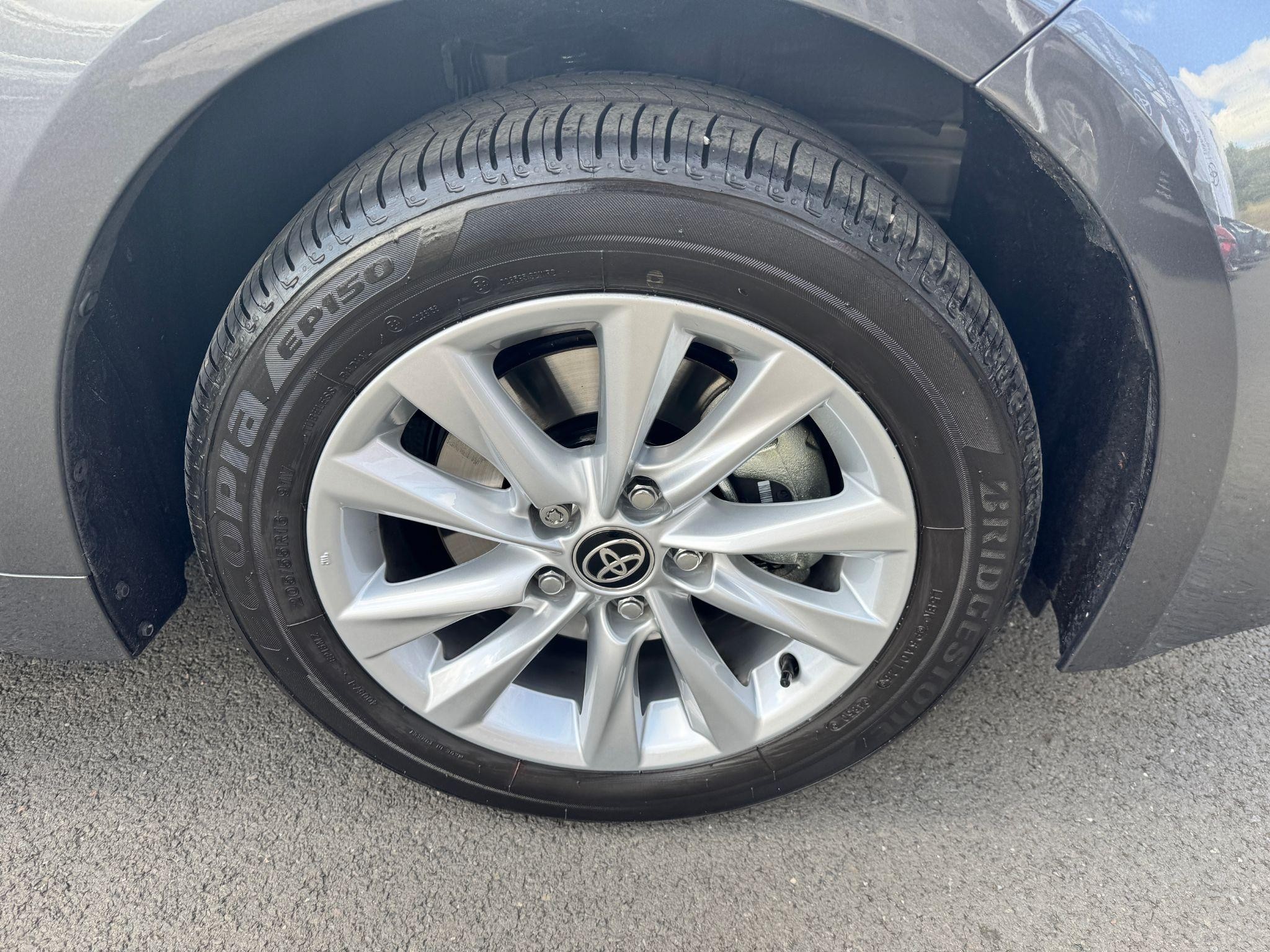 Toyota Corolla Image 11