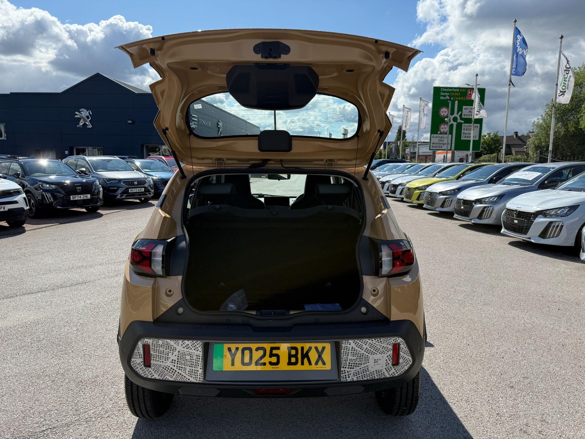 Dacia Spring Image 9