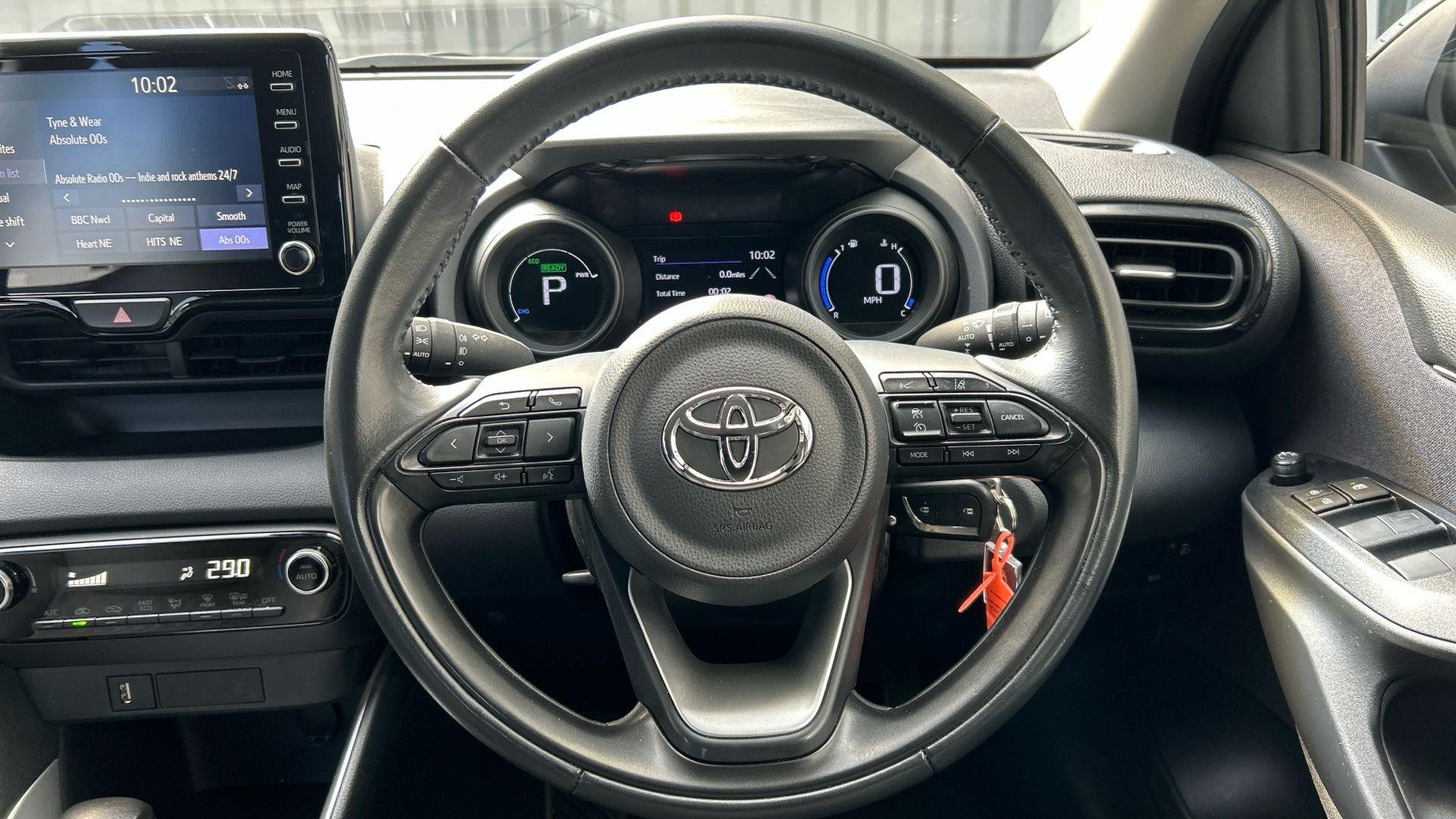 Toyota Yaris Image 14
