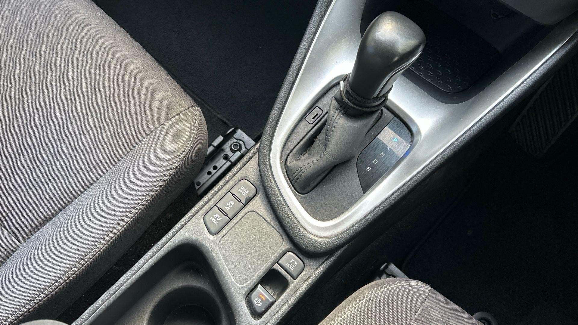 Toyota Yaris Image 31
