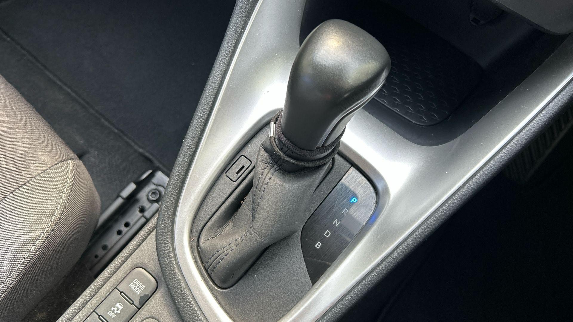 Toyota Yaris Image 32
