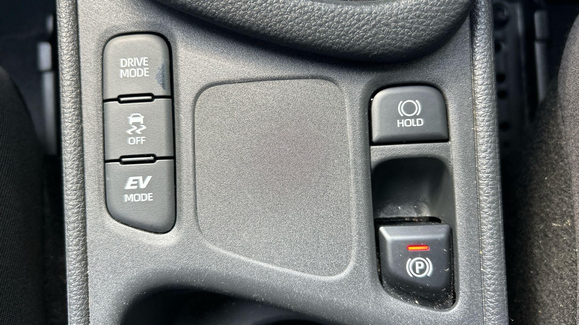 Toyota Yaris Image 33