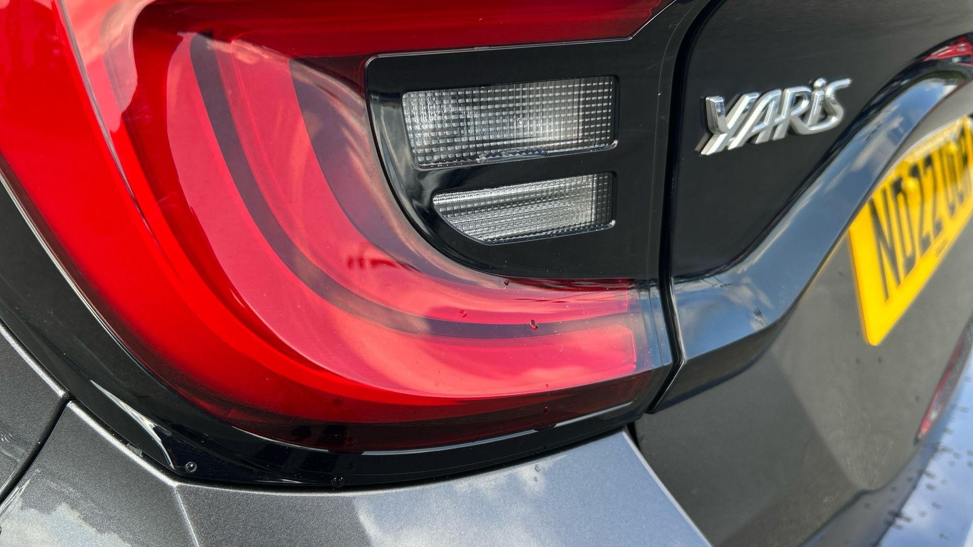 Toyota Yaris Image 45