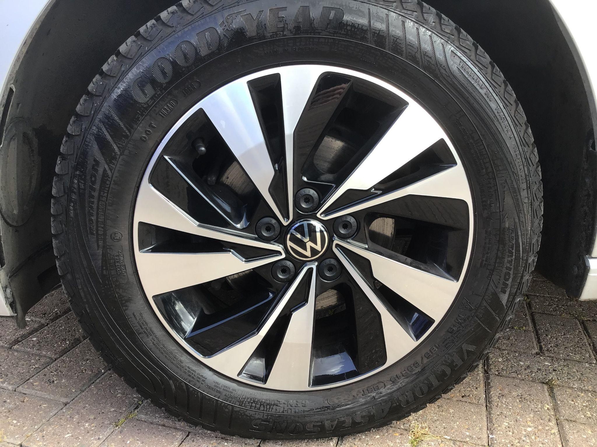 Volkswagen Polo Image 11