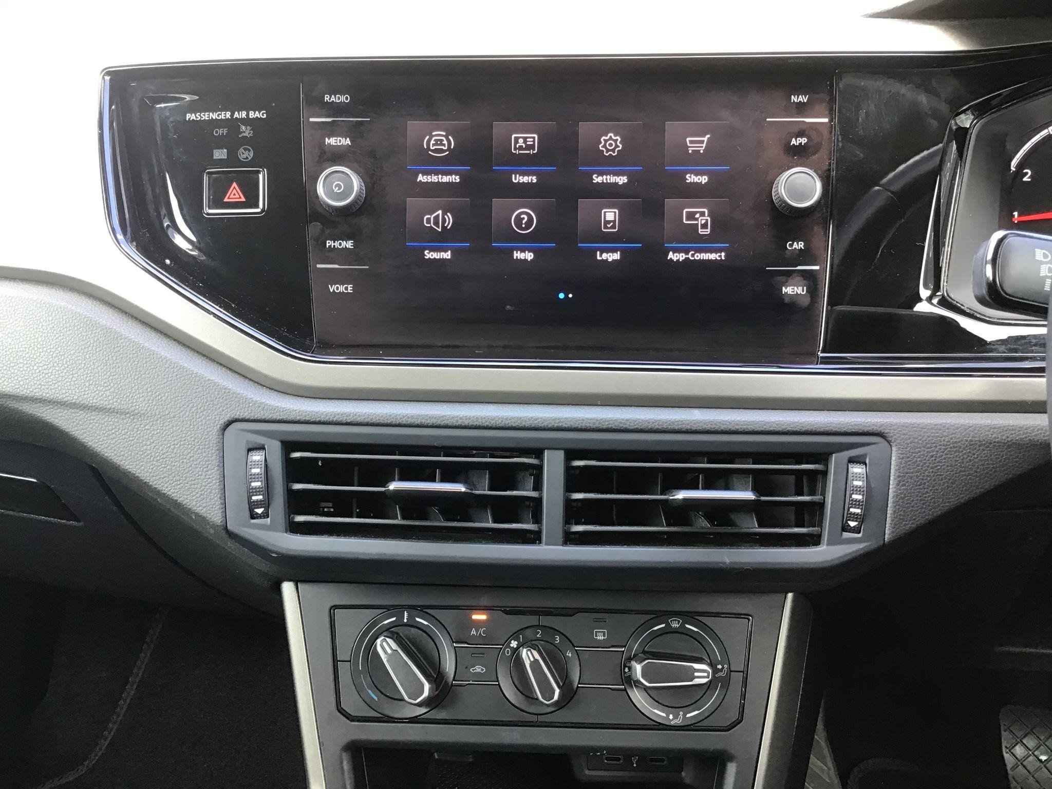 Volkswagen Polo Image 16