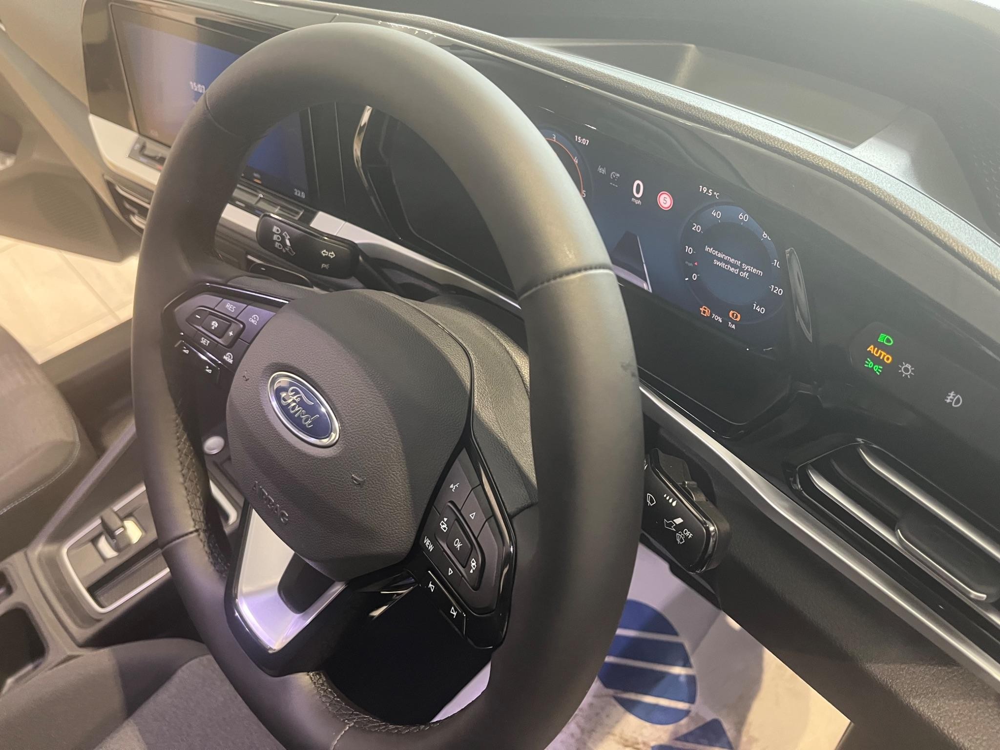 Ford Transit Connect Image 16
