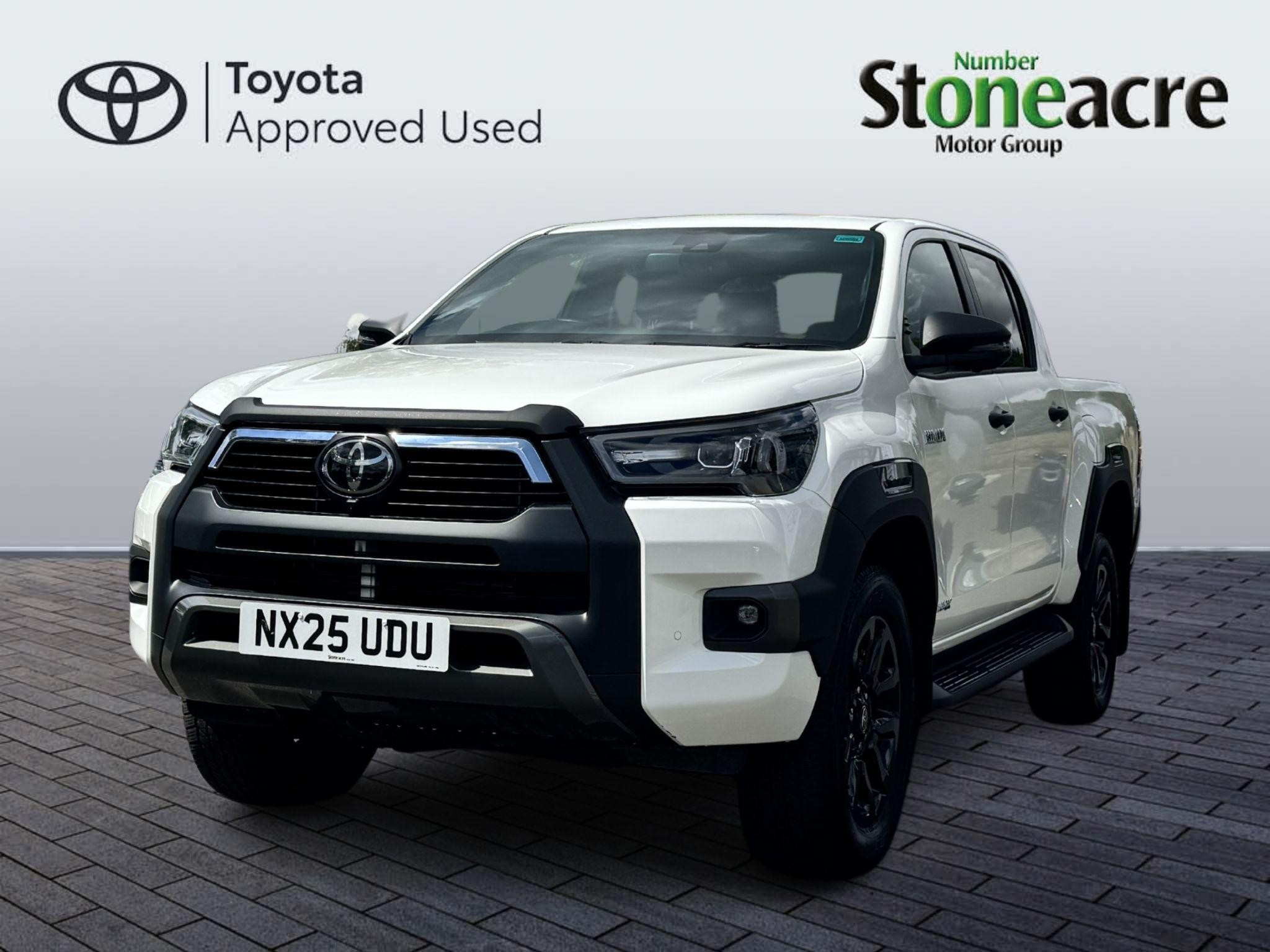 Toyota Hilux Image 9