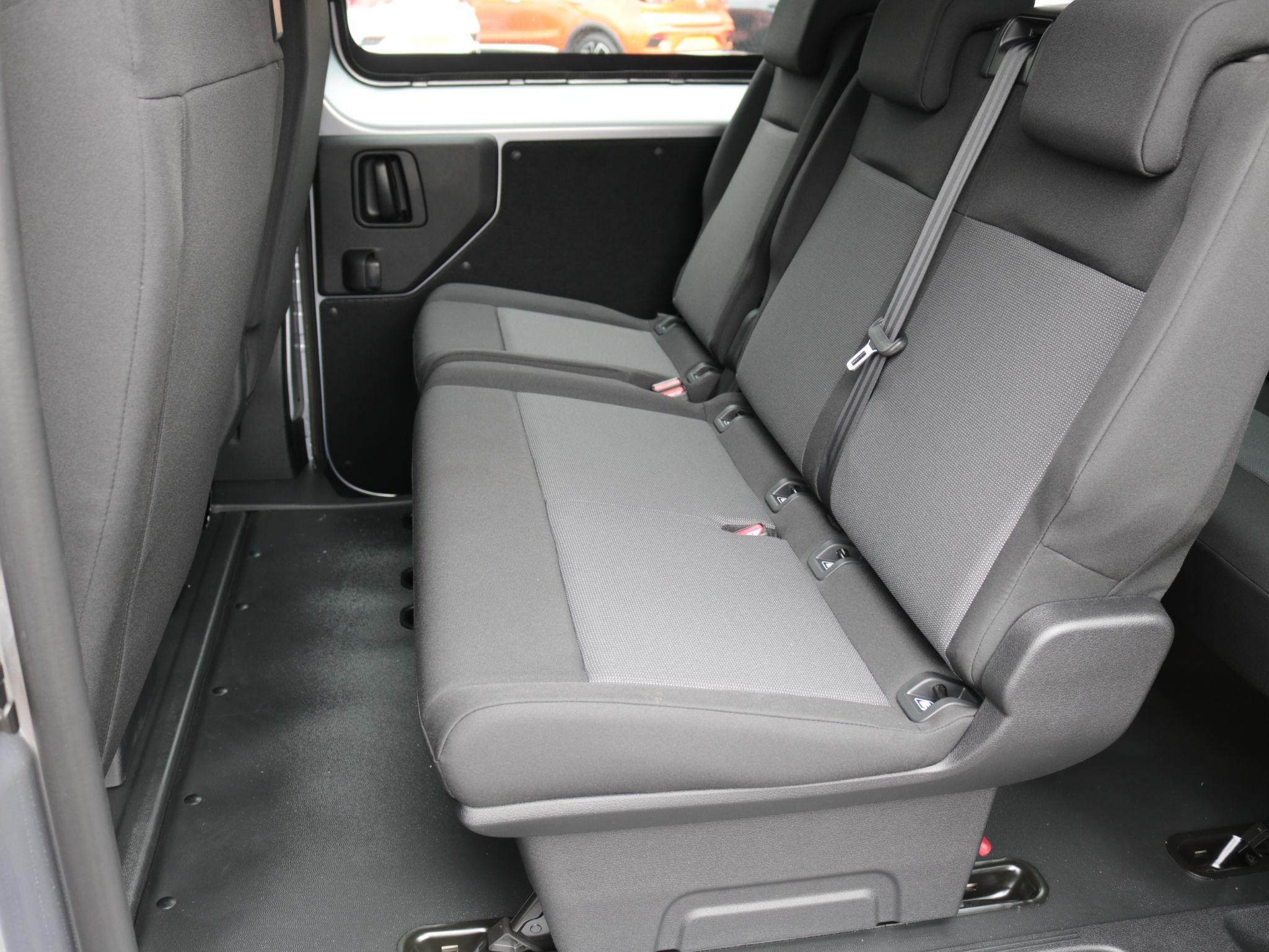 Citroen e-SpaceTourer Image 23