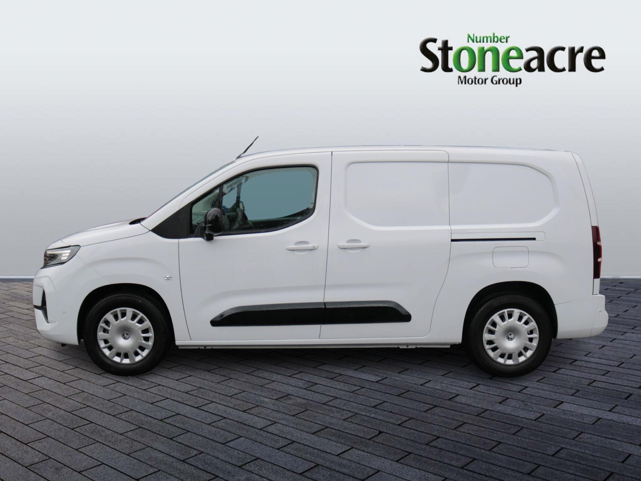 Vauxhall Combo Electric Image 6