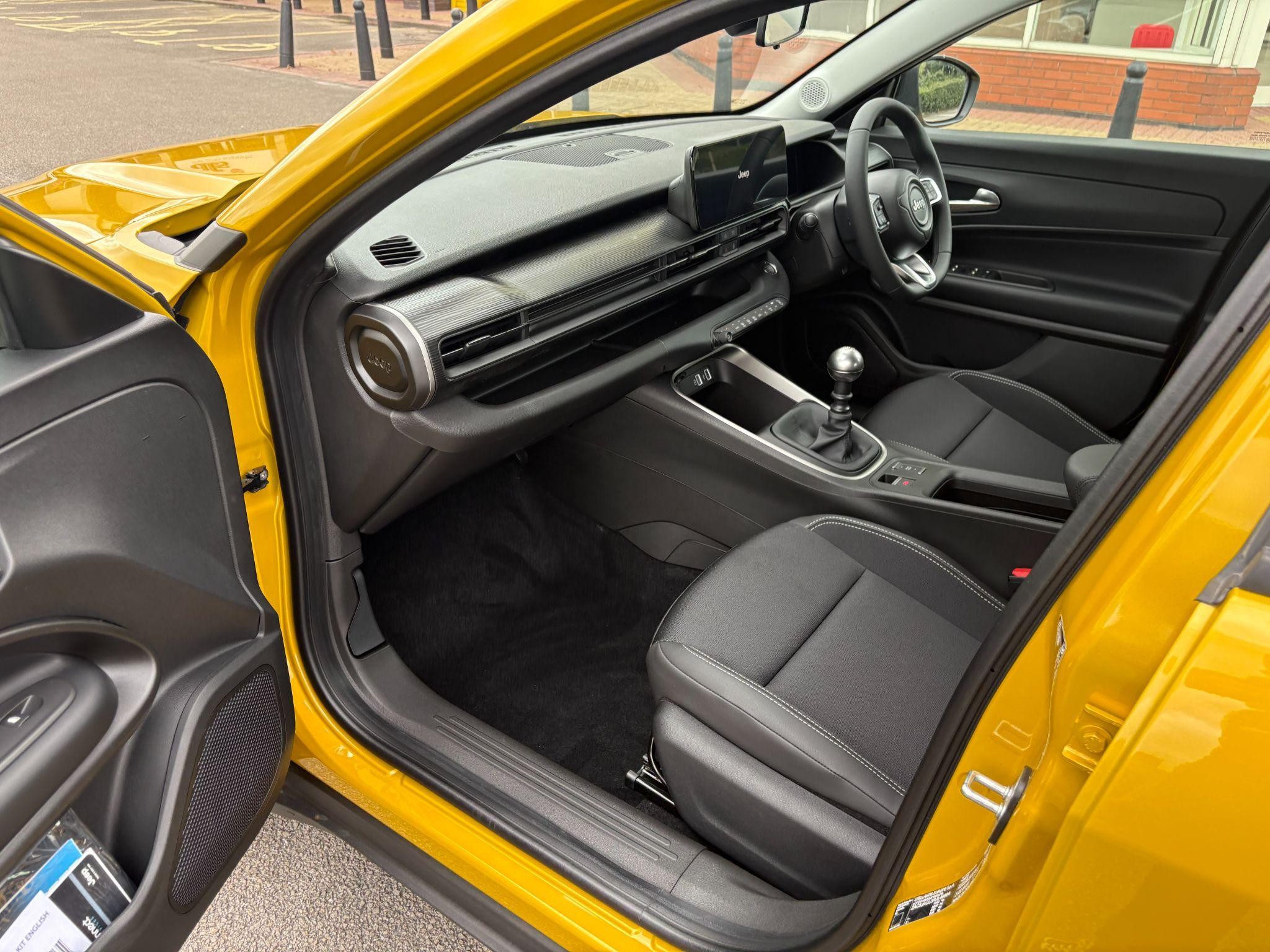 Jeep Avenger Image 14