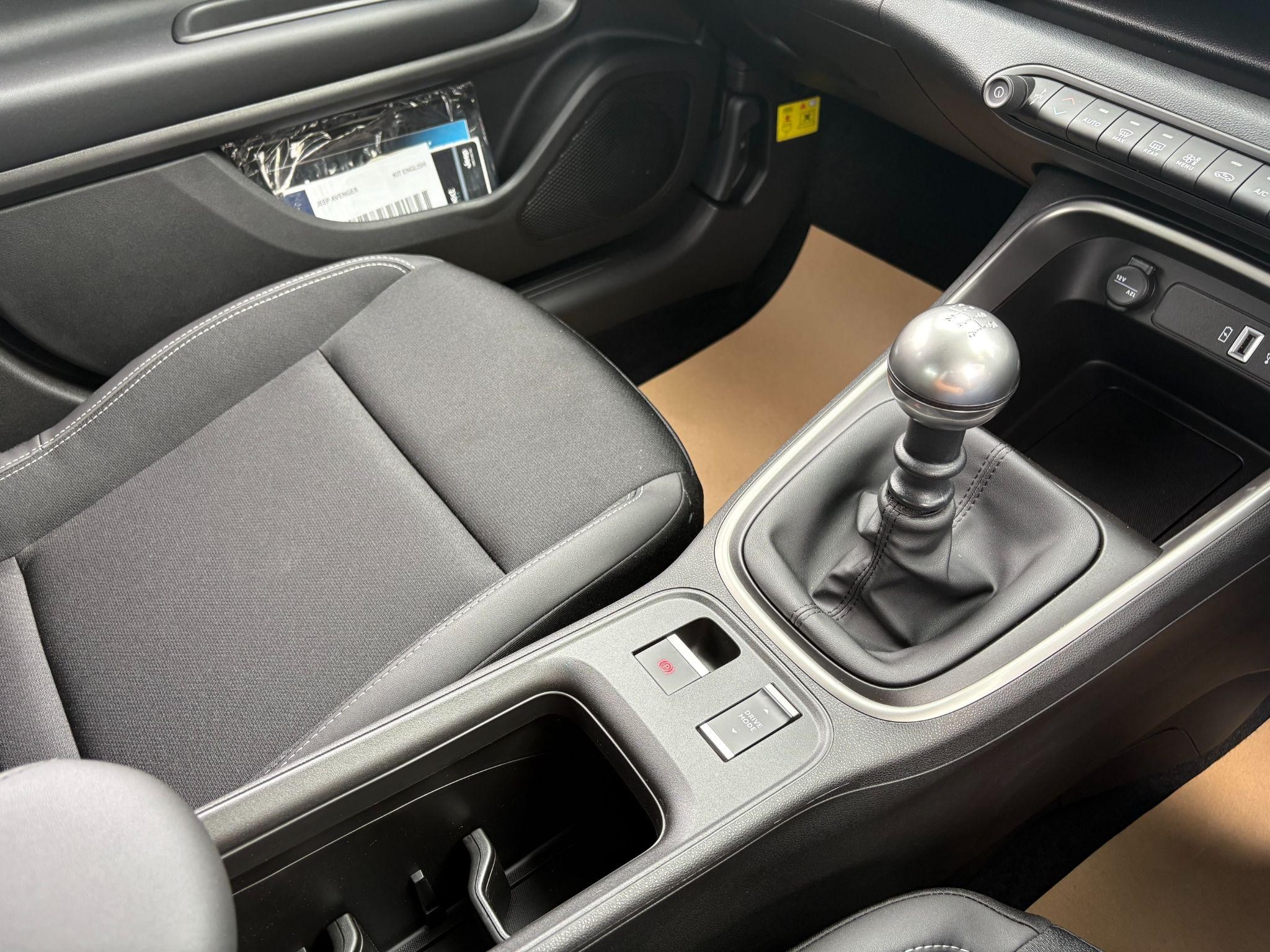 Jeep Avenger Image 33