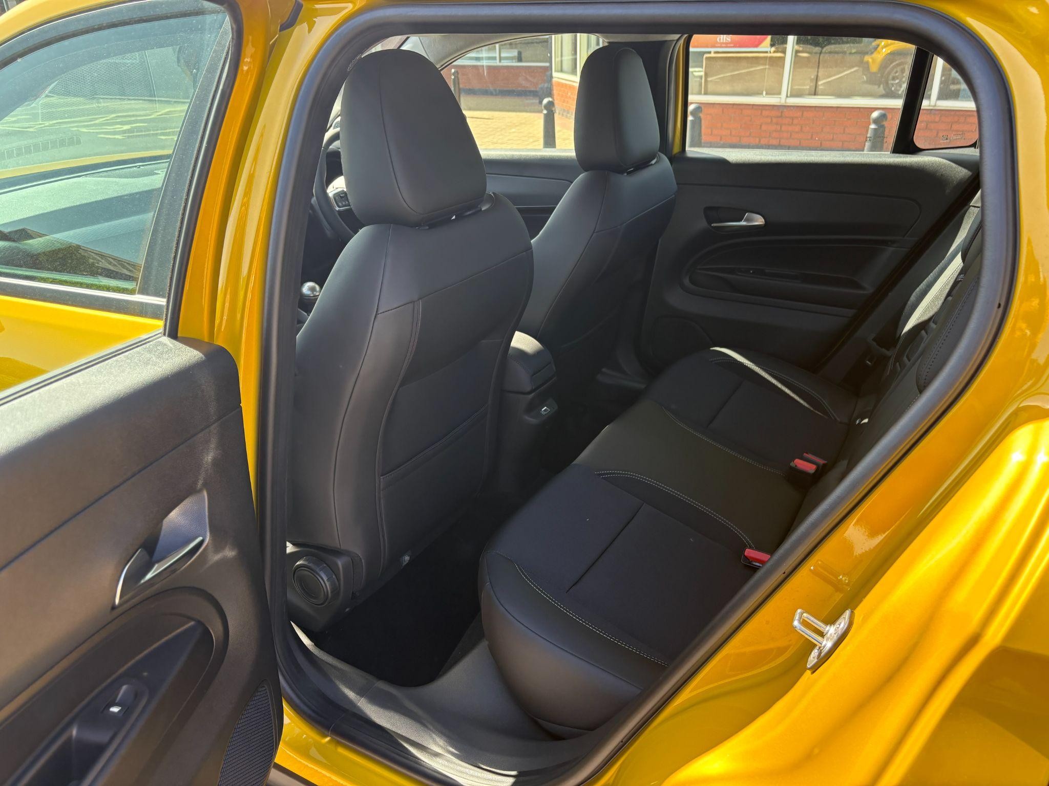 Jeep Avenger Image 11