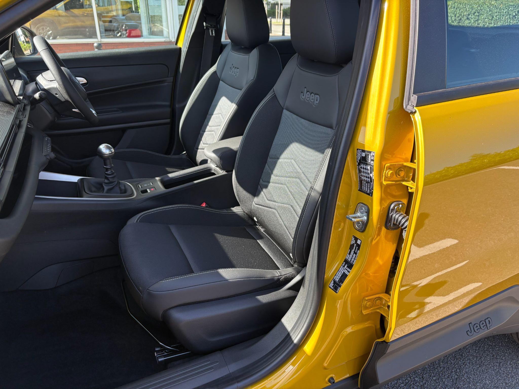 Jeep Avenger Image 14