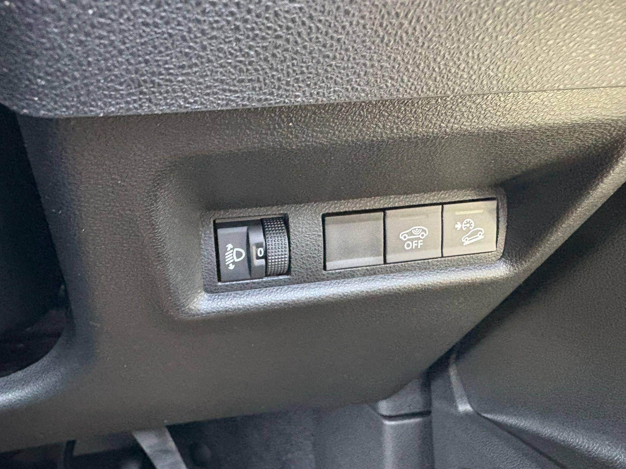 Jeep Avenger Image 18