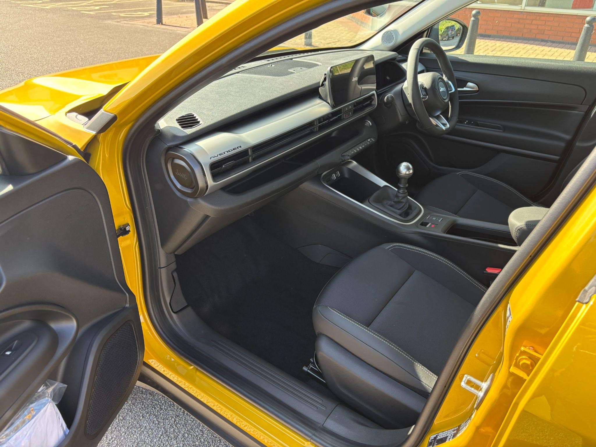 Jeep Avenger Image 14