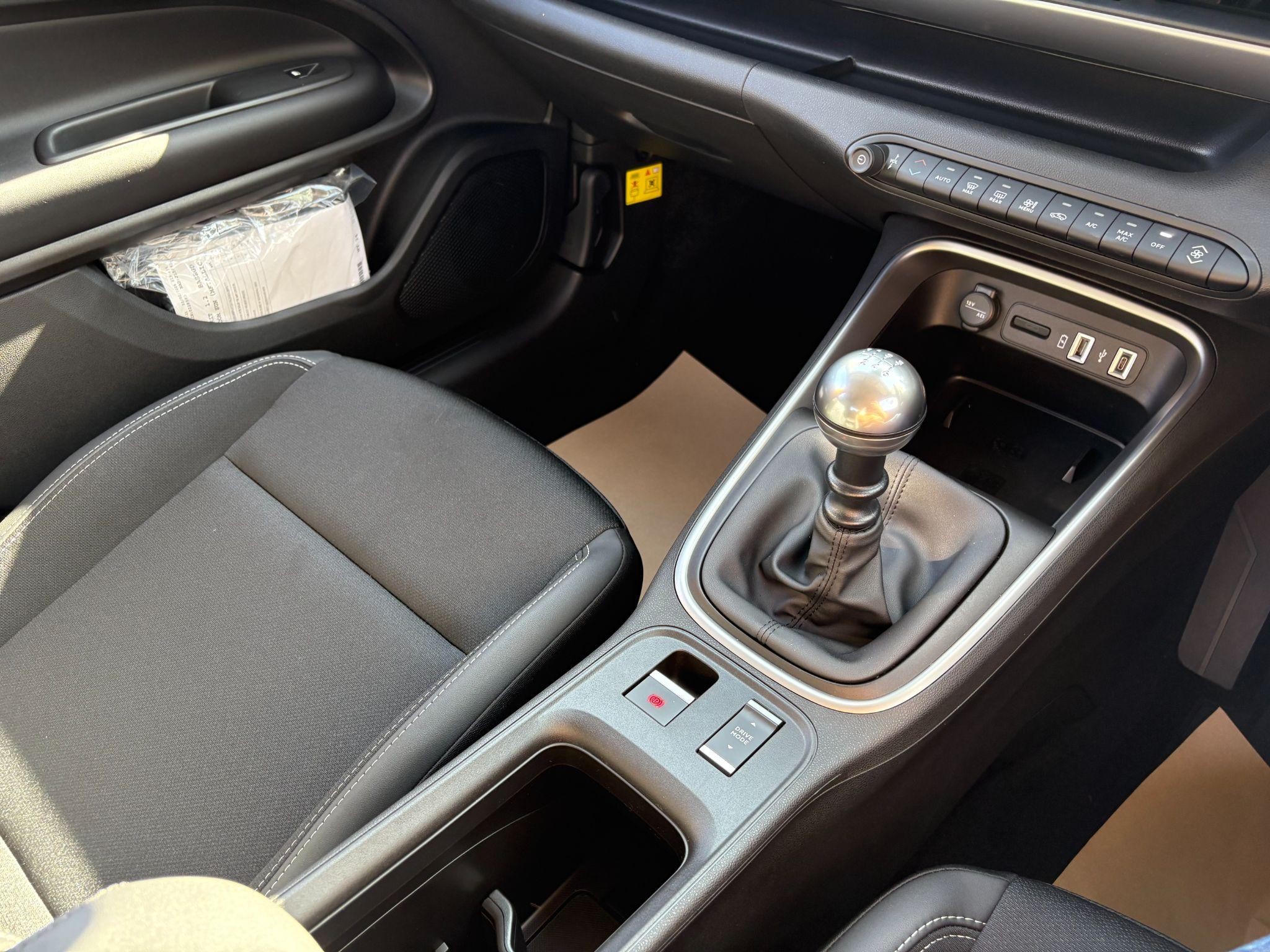 Jeep Avenger Image 33