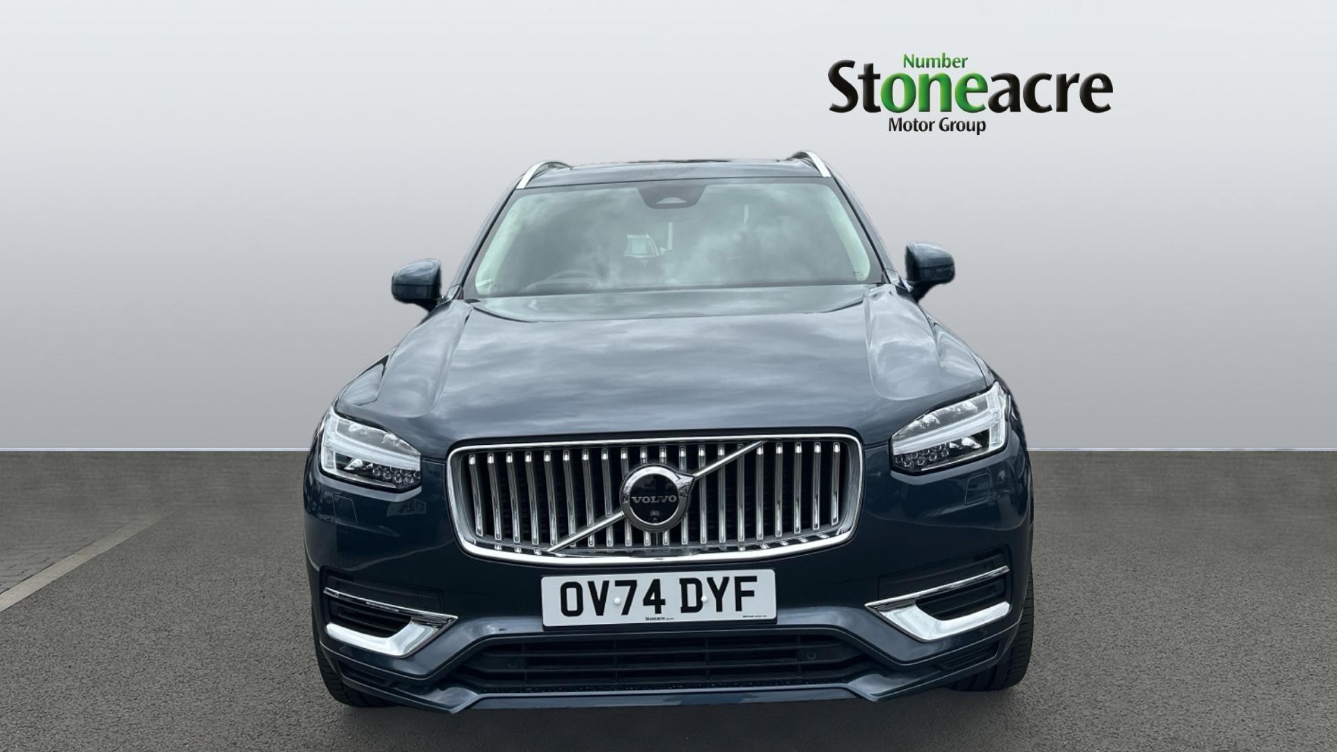 Volvo XC90 Image 8
