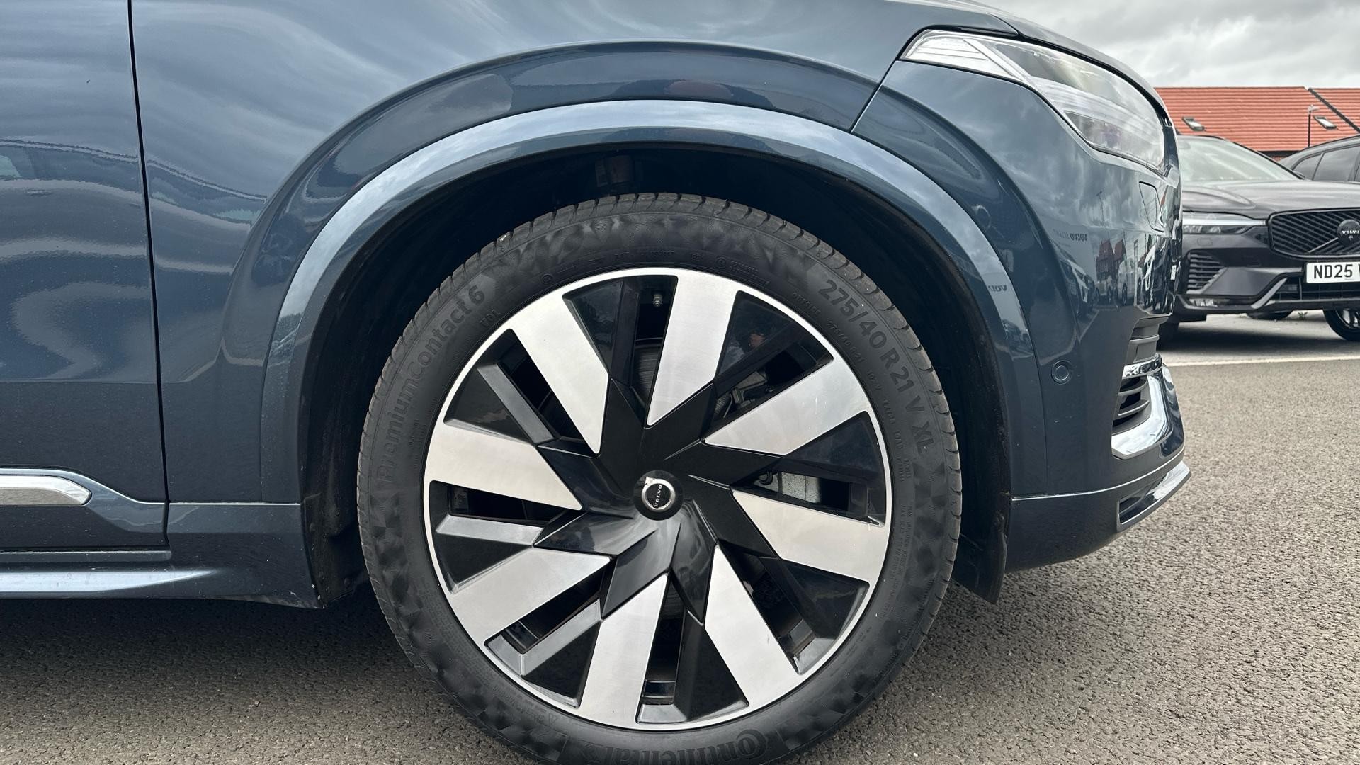 Volvo XC90 Image 9