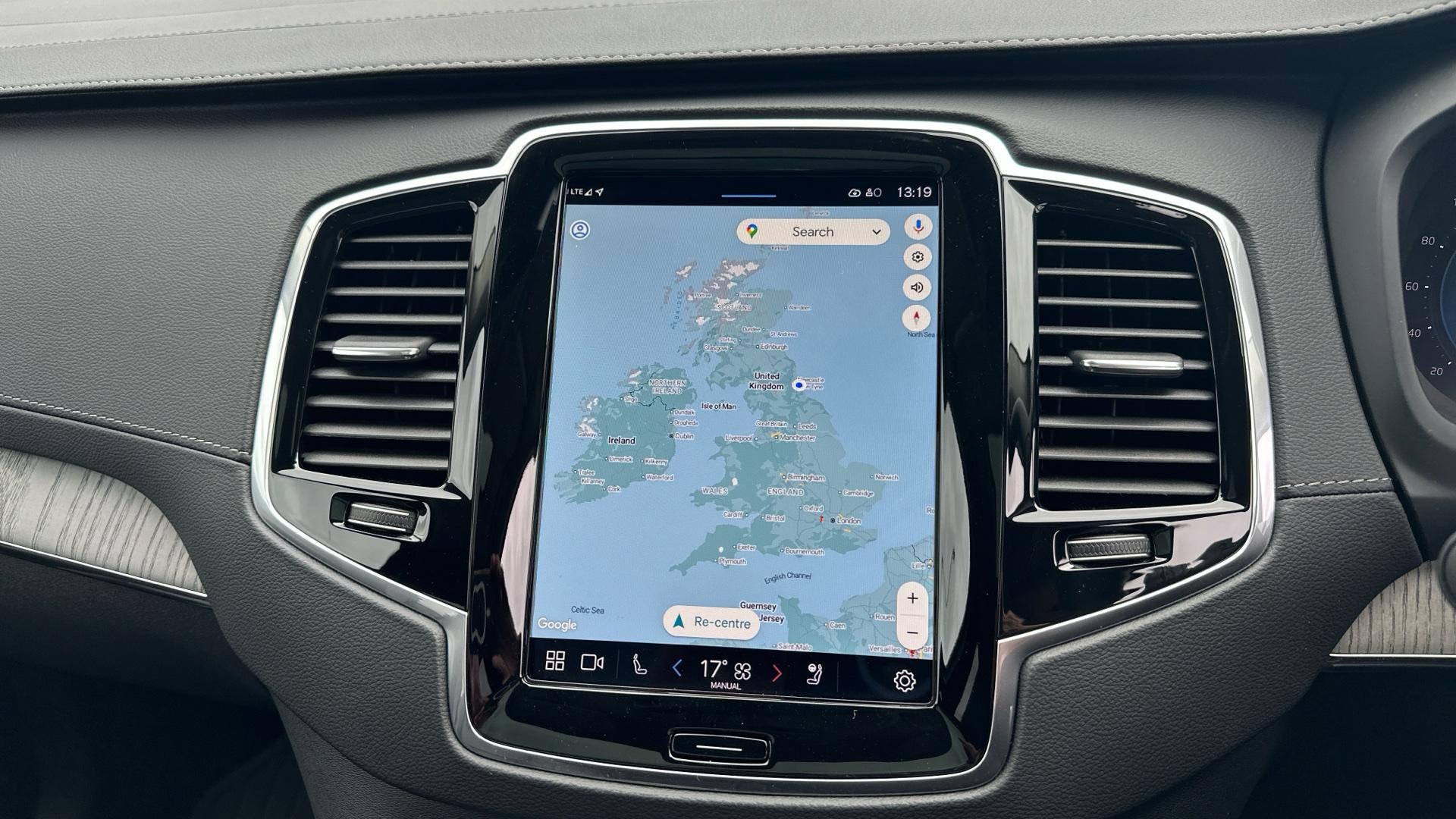 Volvo XC90 Image 17