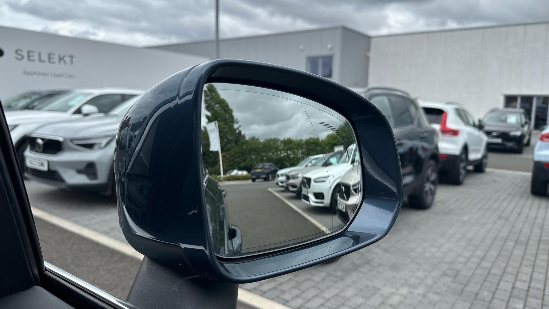 Volvo XC90 Image 30