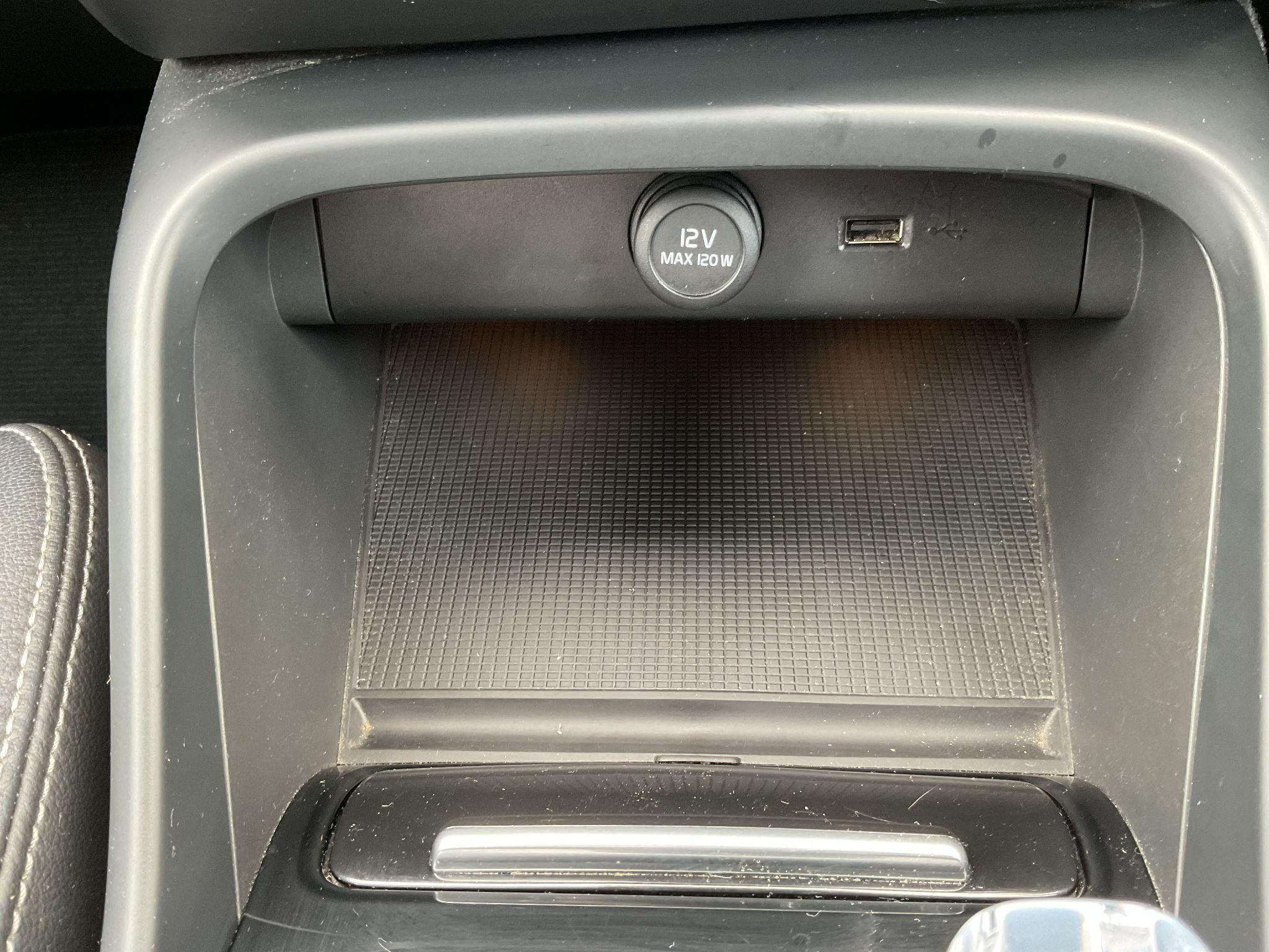 Volvo XC40 Image 32