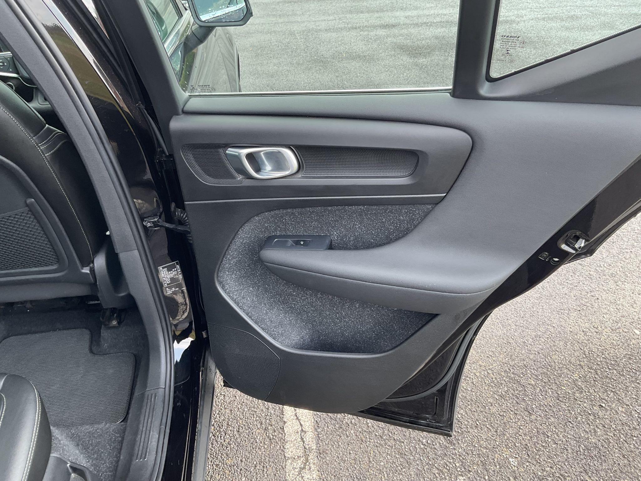 Volvo XC40 Image 40