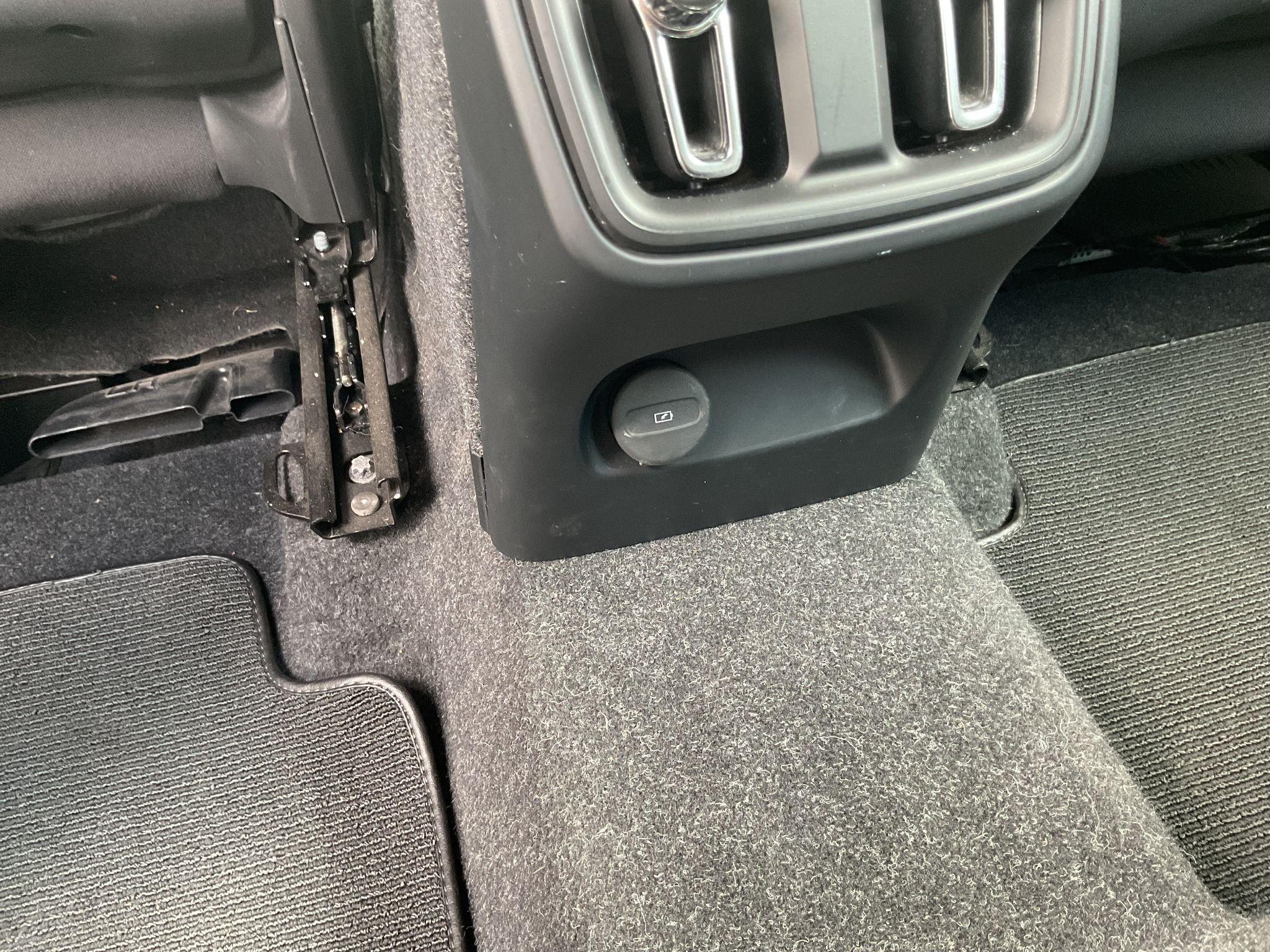 Volvo XC40 Image 75