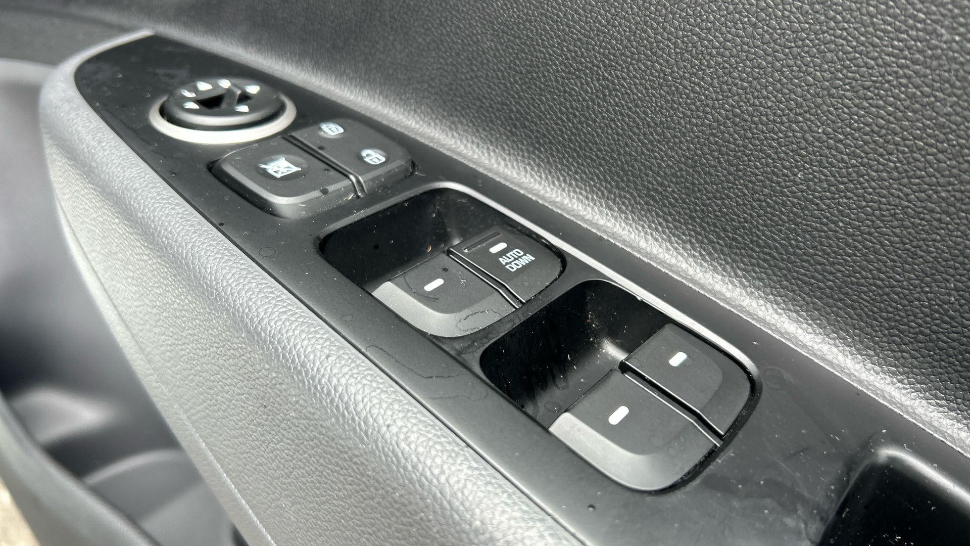 Hyundai i10 Image 29
