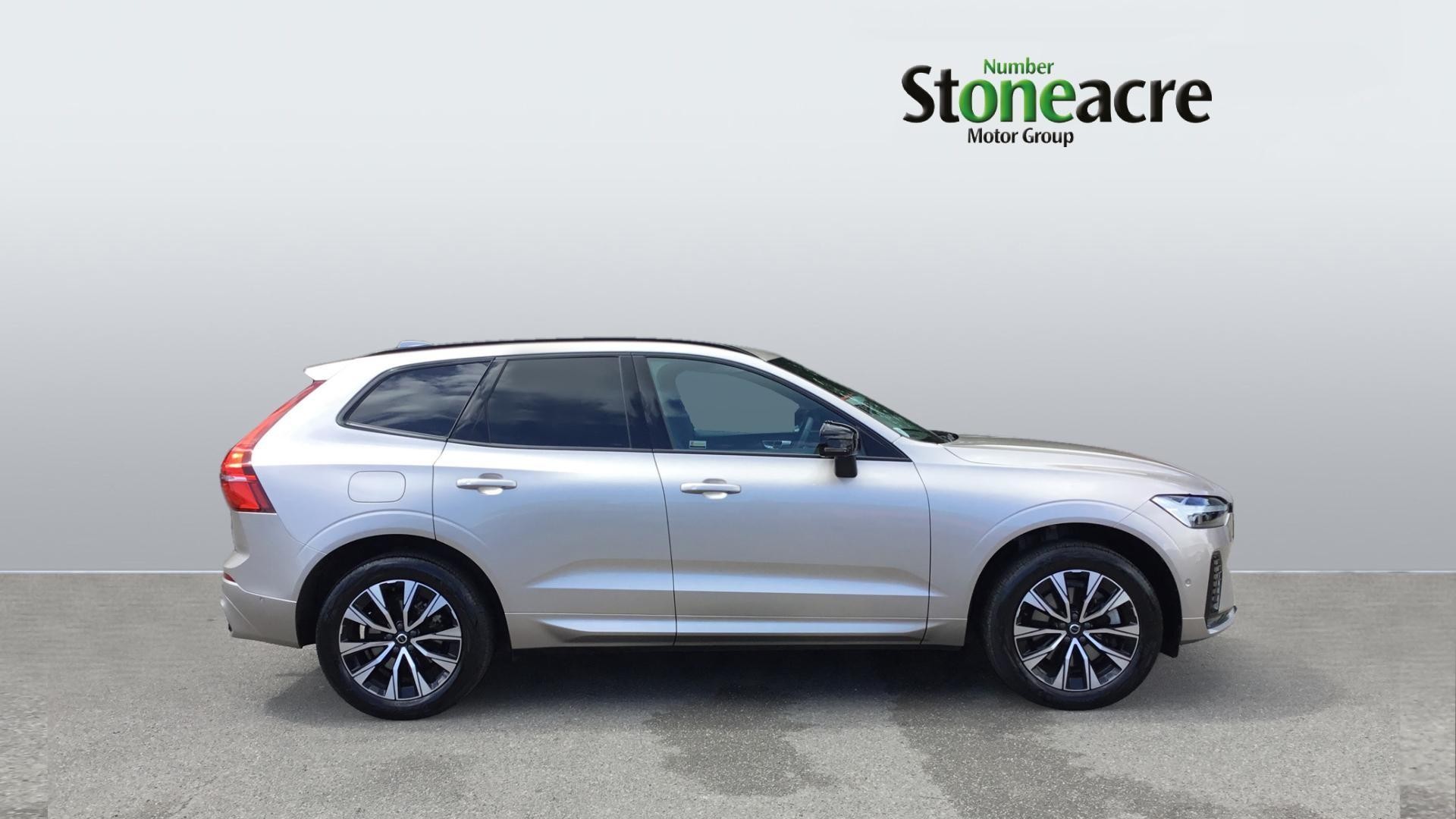 Volvo XC60 Image 3