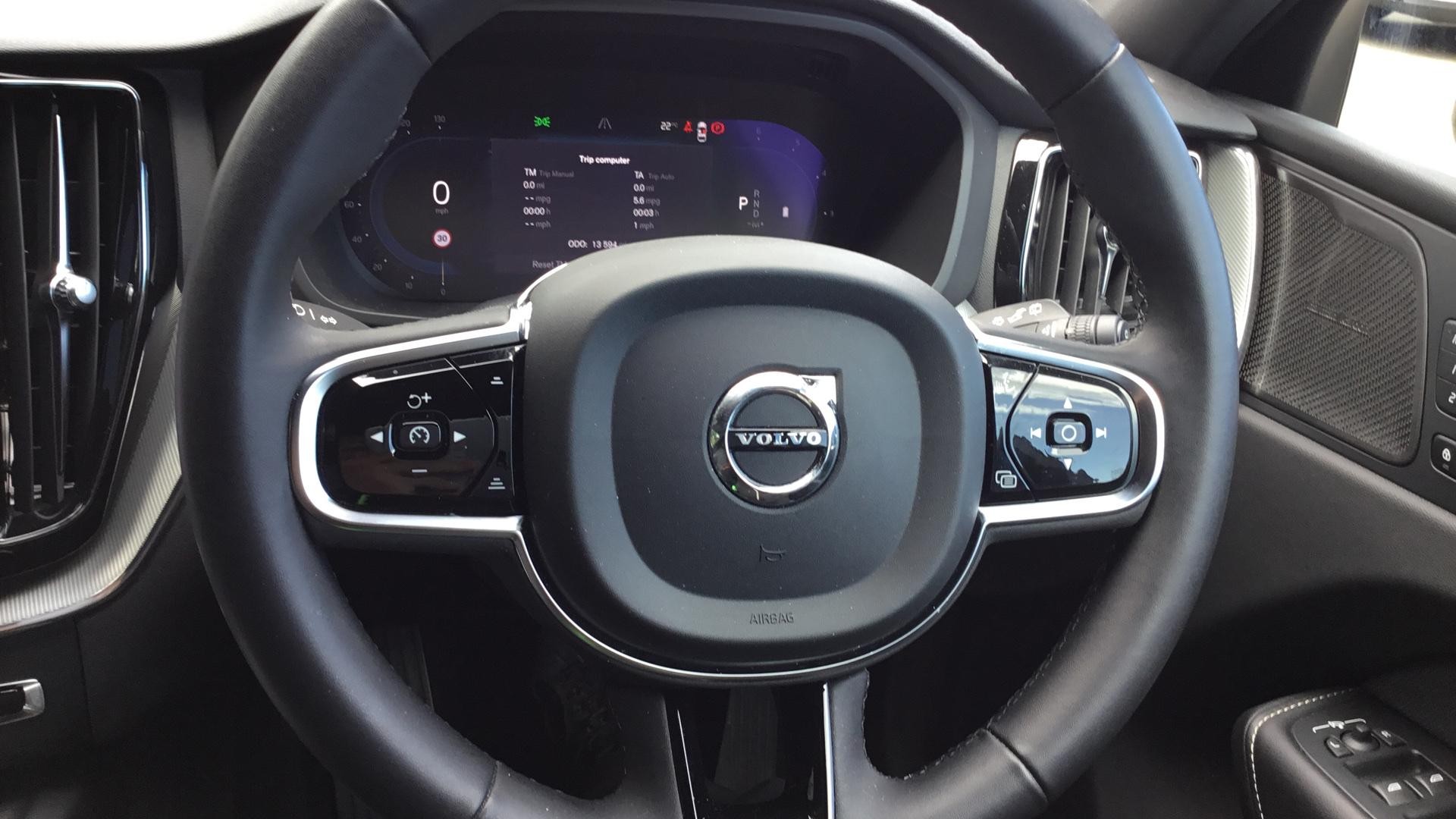 Volvo XC60 Image 10