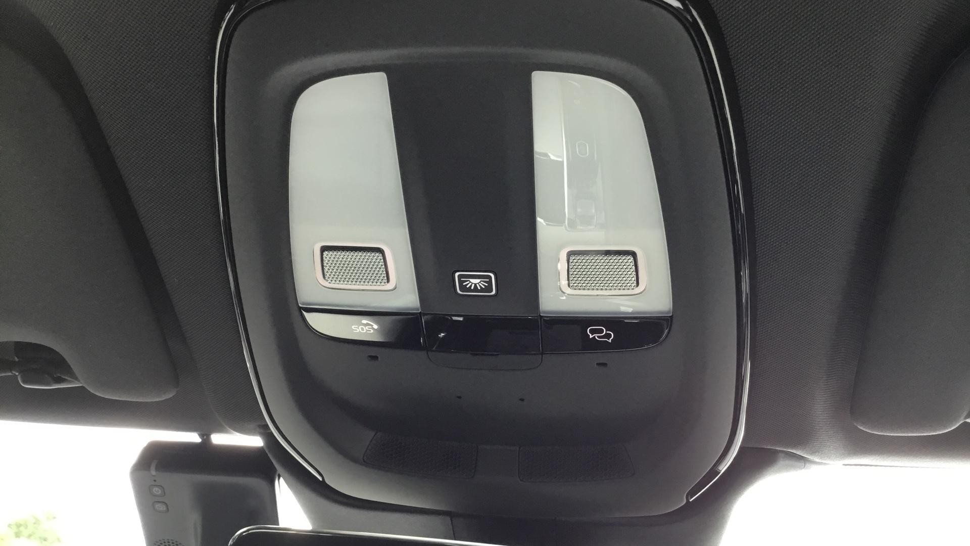 Volvo XC60 Image 28