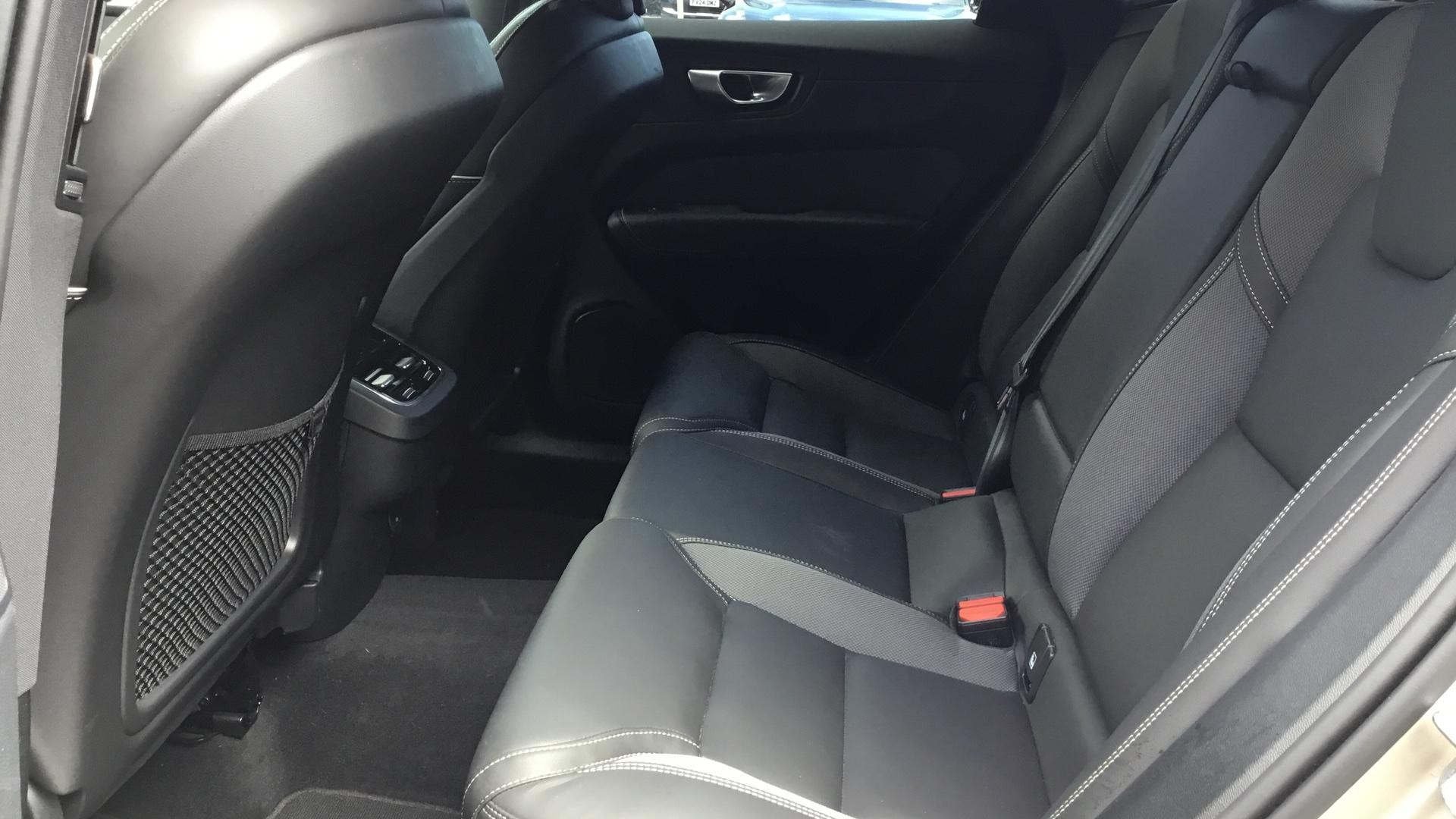Volvo XC60 Image 33