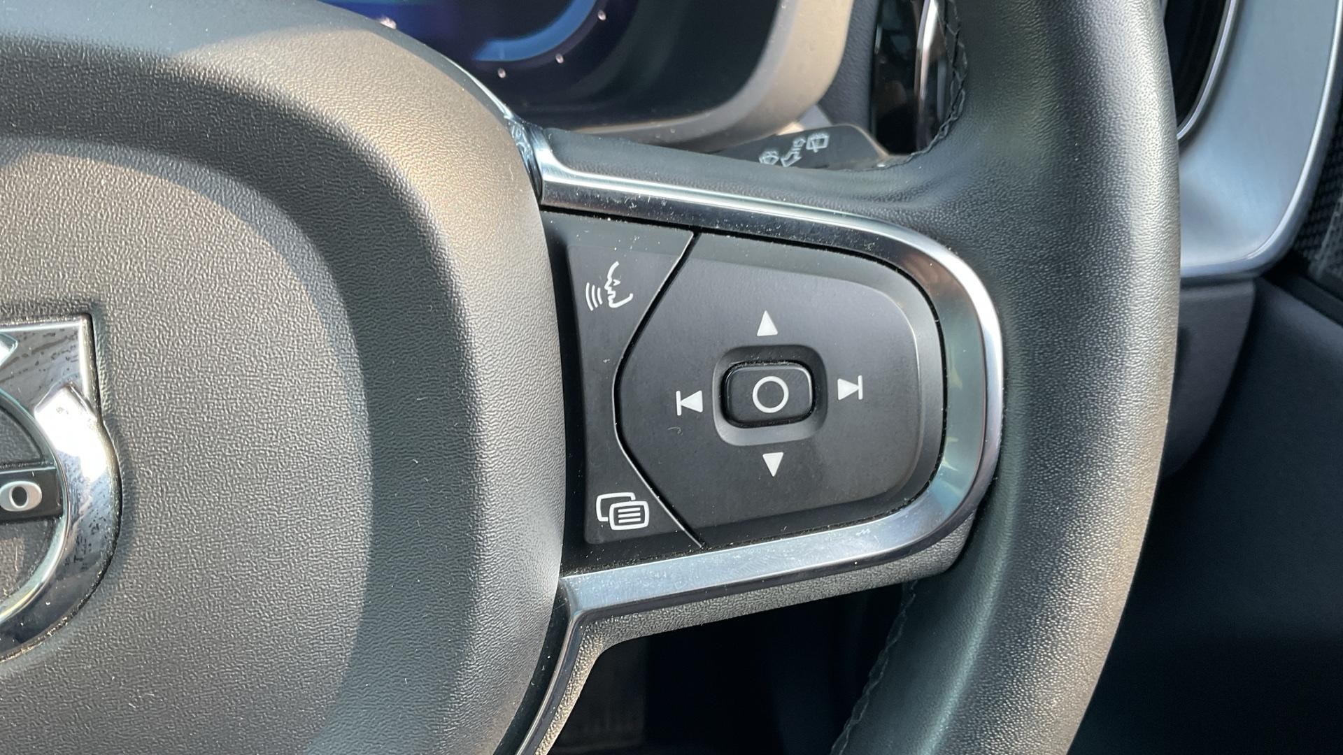 Volvo XC60 Image 23