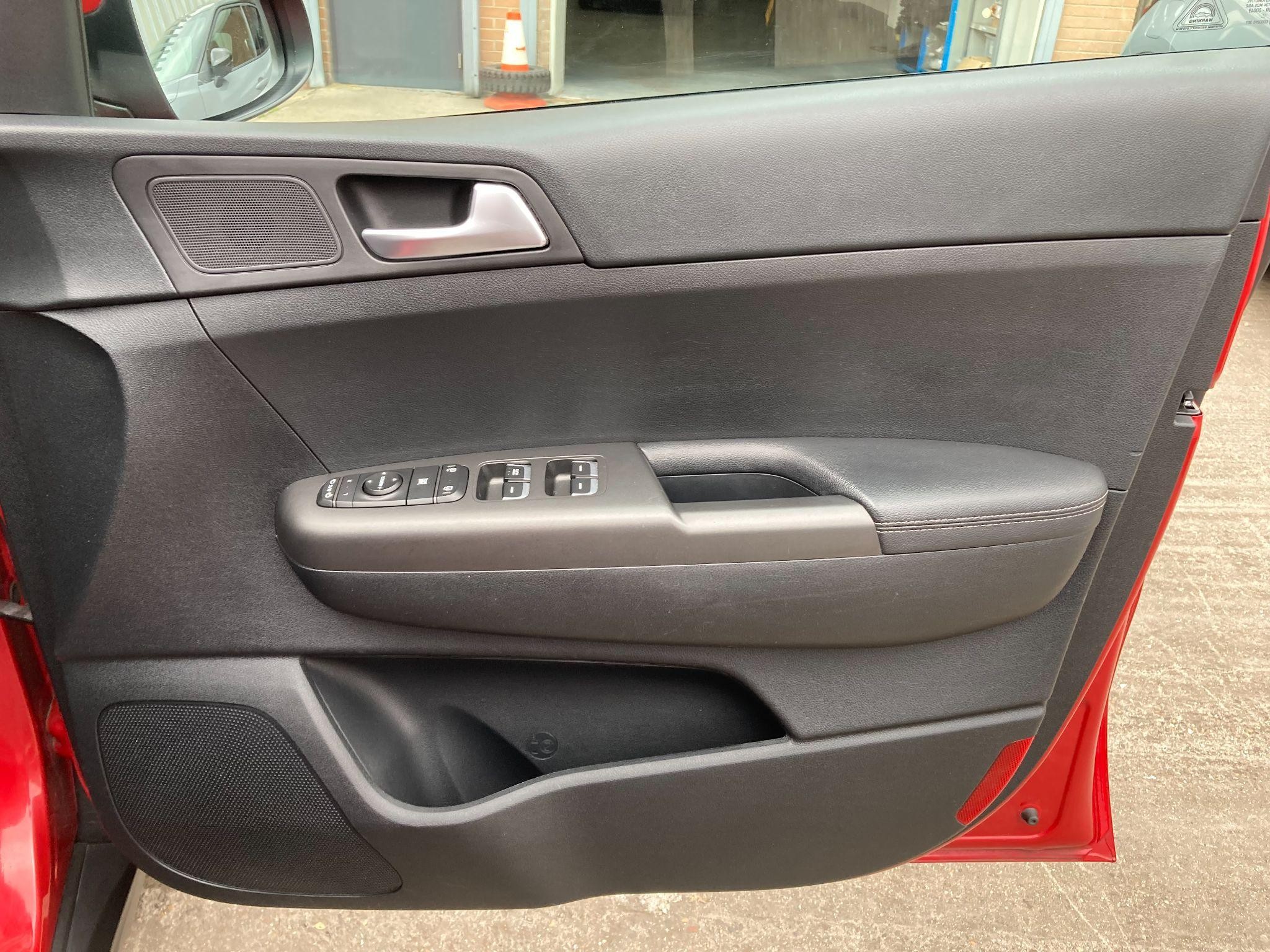 Kia Sportage Image 40