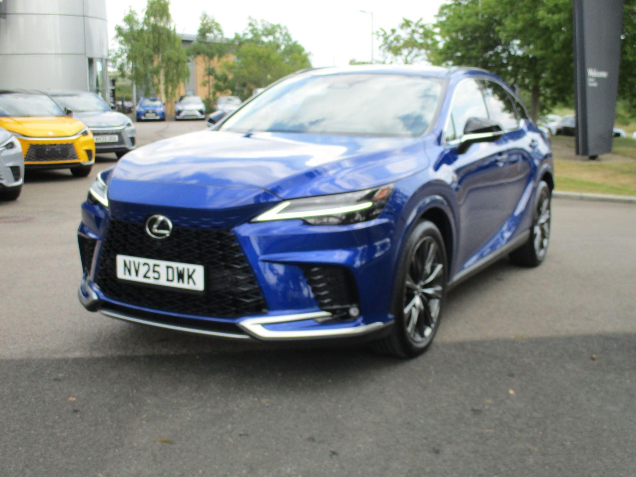 Lexus RX Image 9