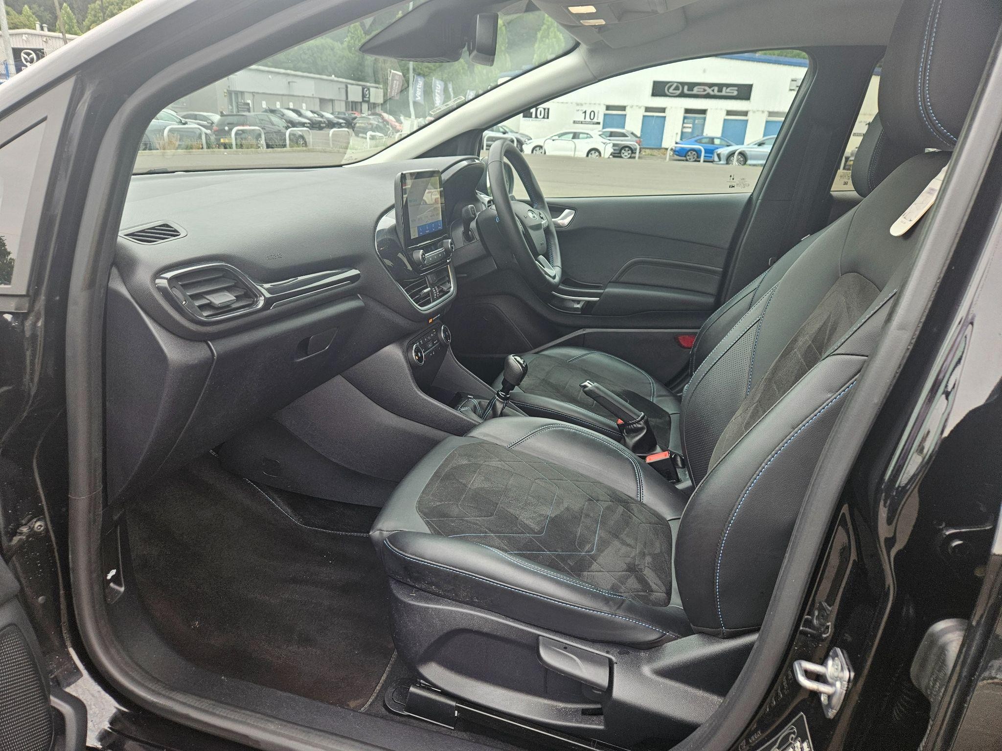 Ford Fiesta Image 22