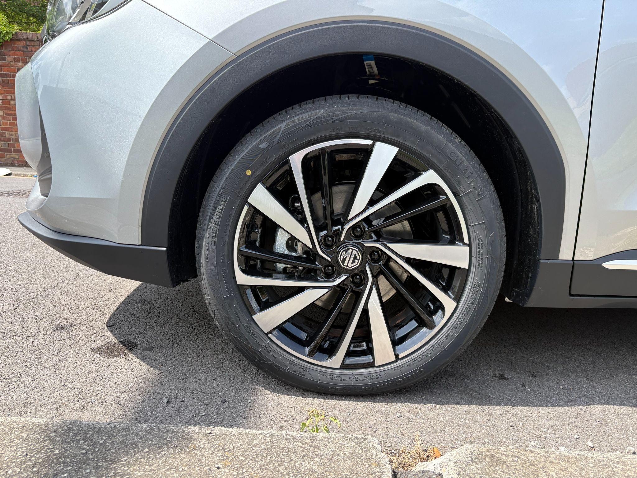 MG ZS Hybrid+ Image 9
