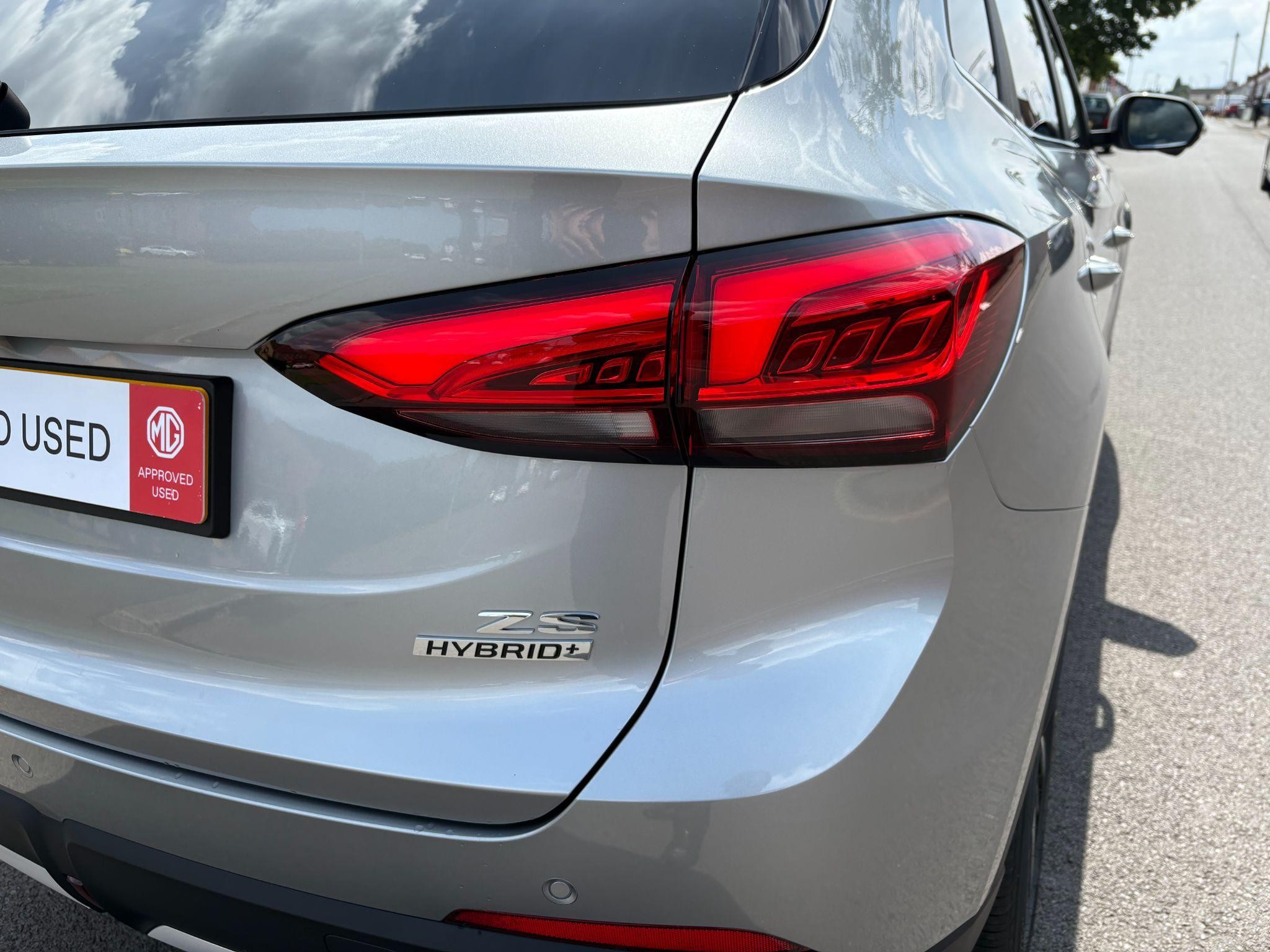 MG ZS Hybrid+ Image 17