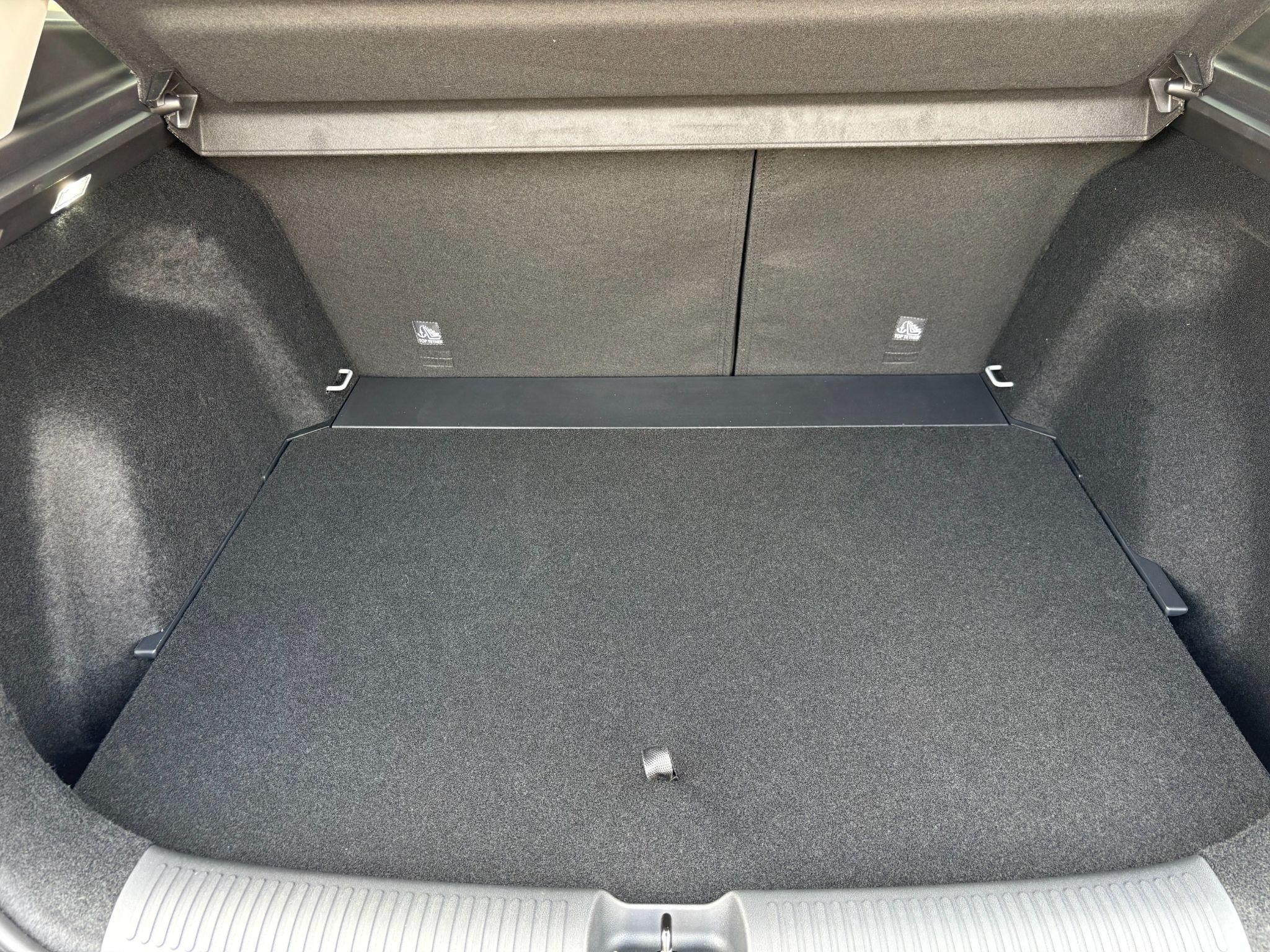 MG ZS Hybrid+ Image 21