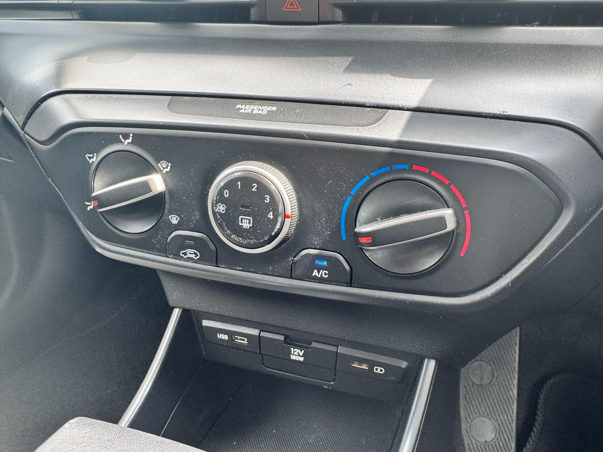 Hyundai BAYON Image 17