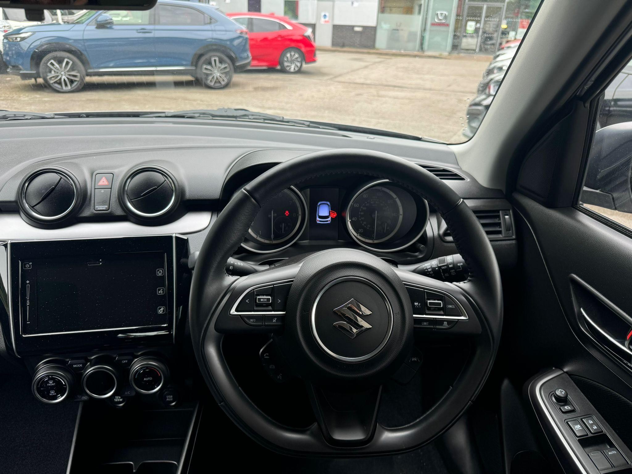 Suzuki Swift Image 10
