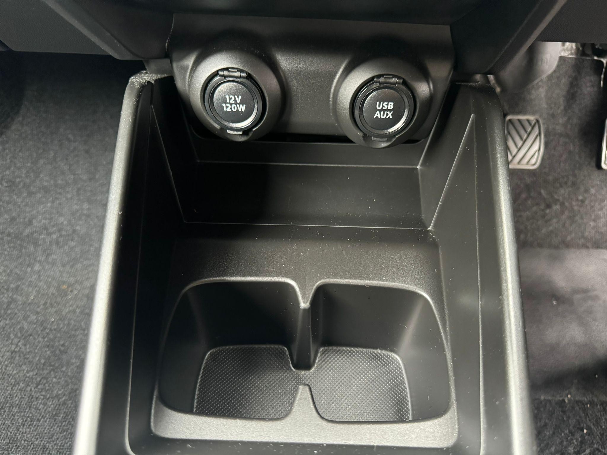 Suzuki Swift Image 13