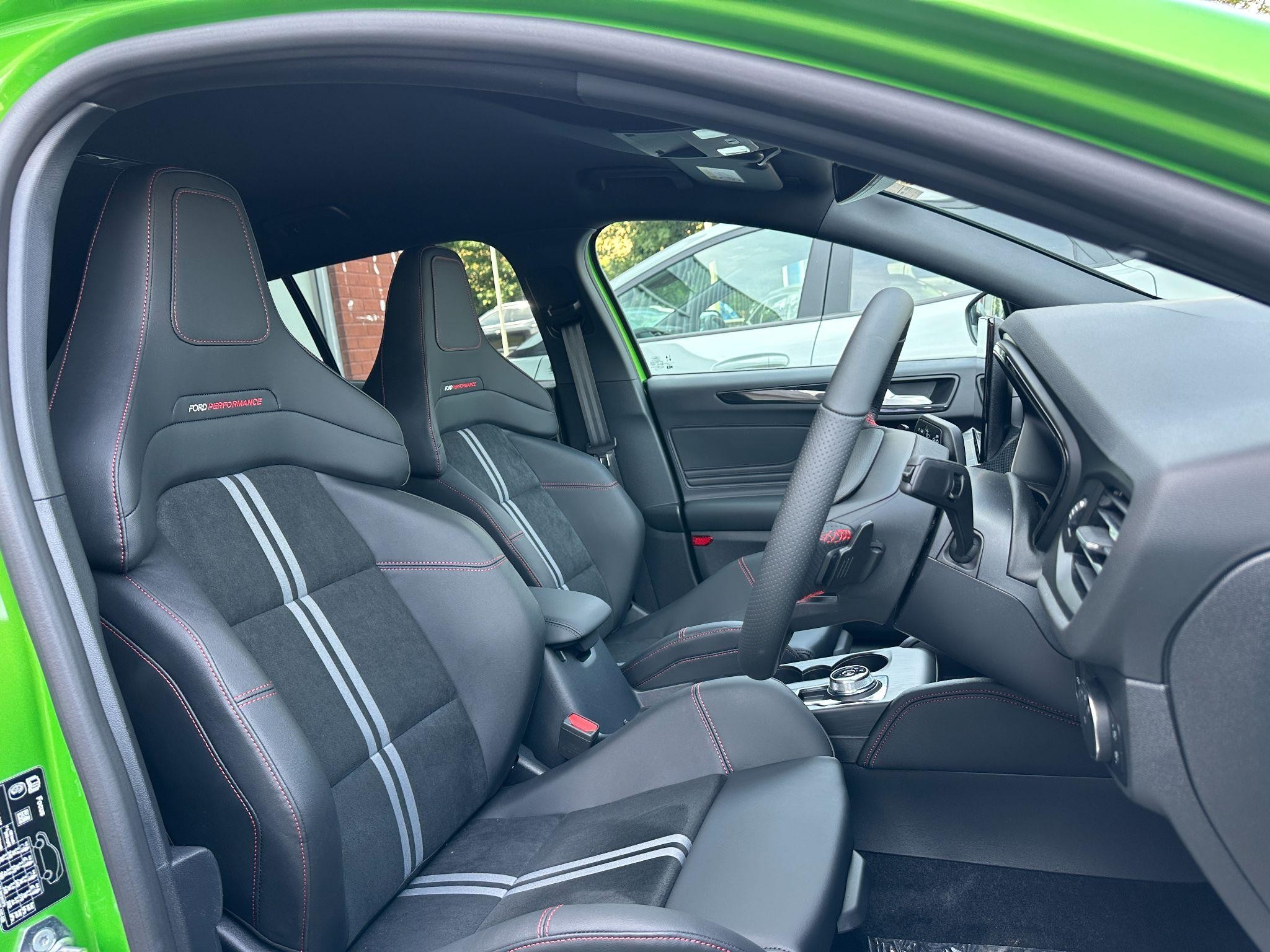 Ford Focus Image 20