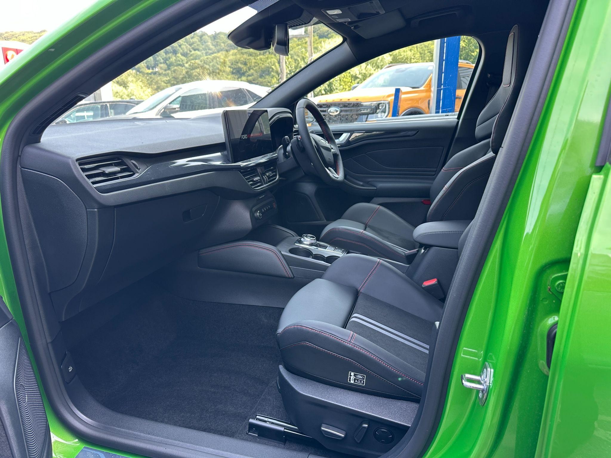 Ford Focus Image 27