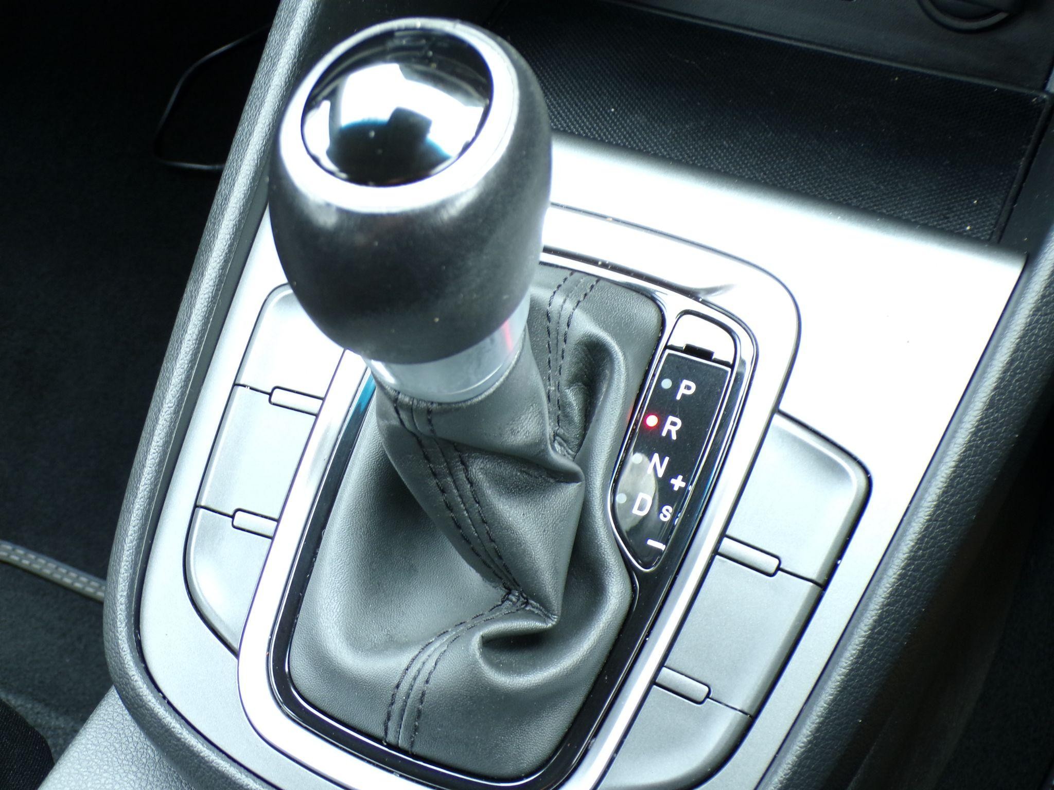 Hyundai KONA Image 9