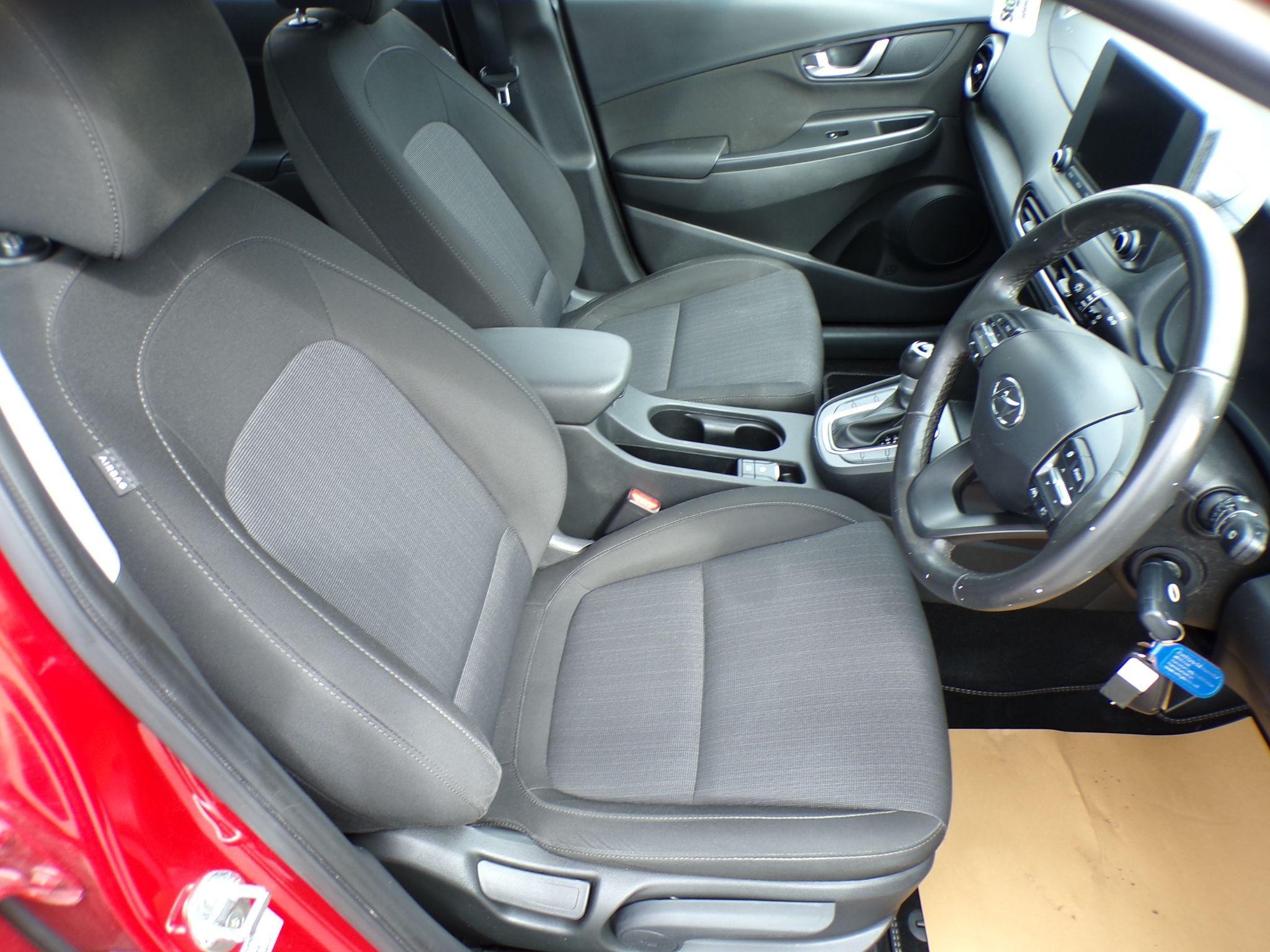 Hyundai KONA Image 10