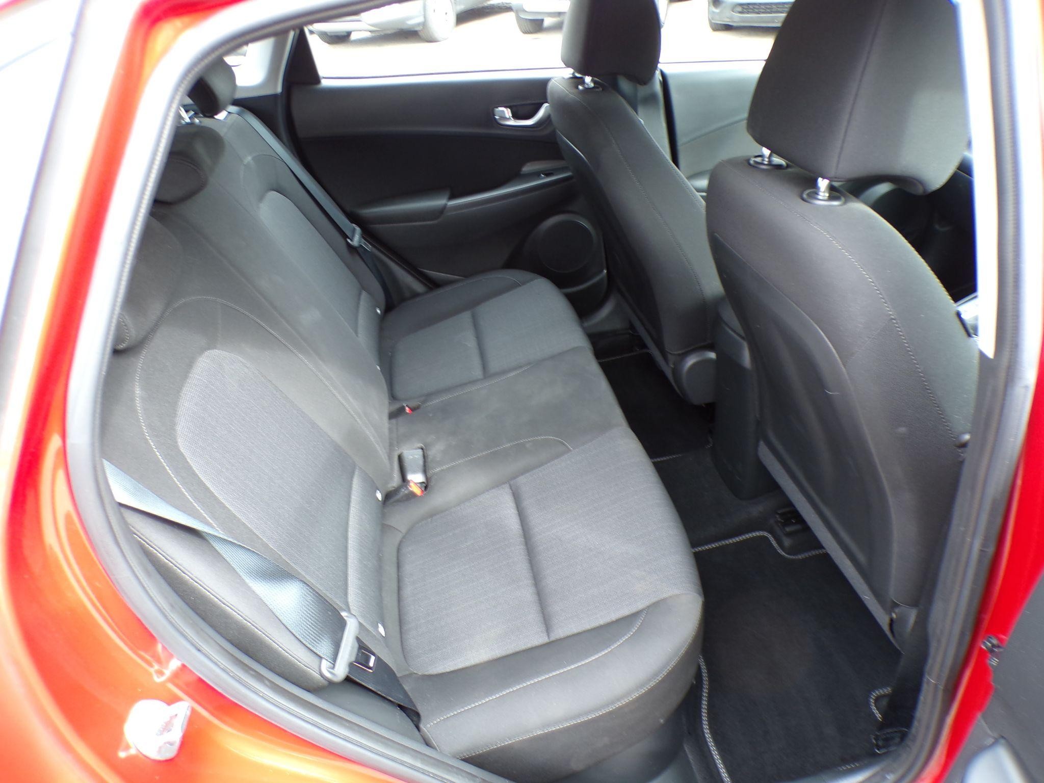 Hyundai KONA Image 11