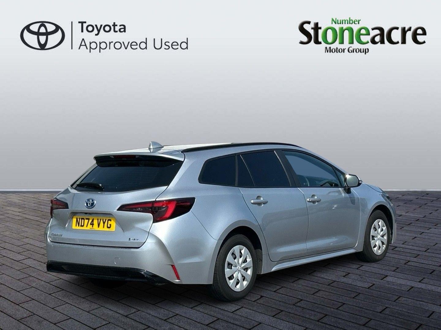 Toyota Corolla Commercial Image 5