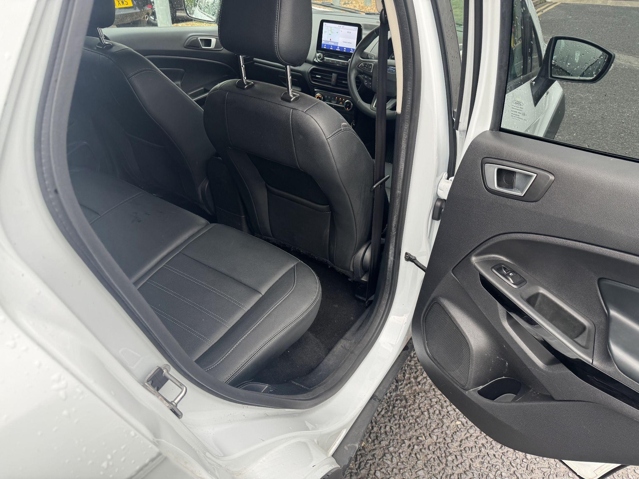 Ford EcoSport Image 19